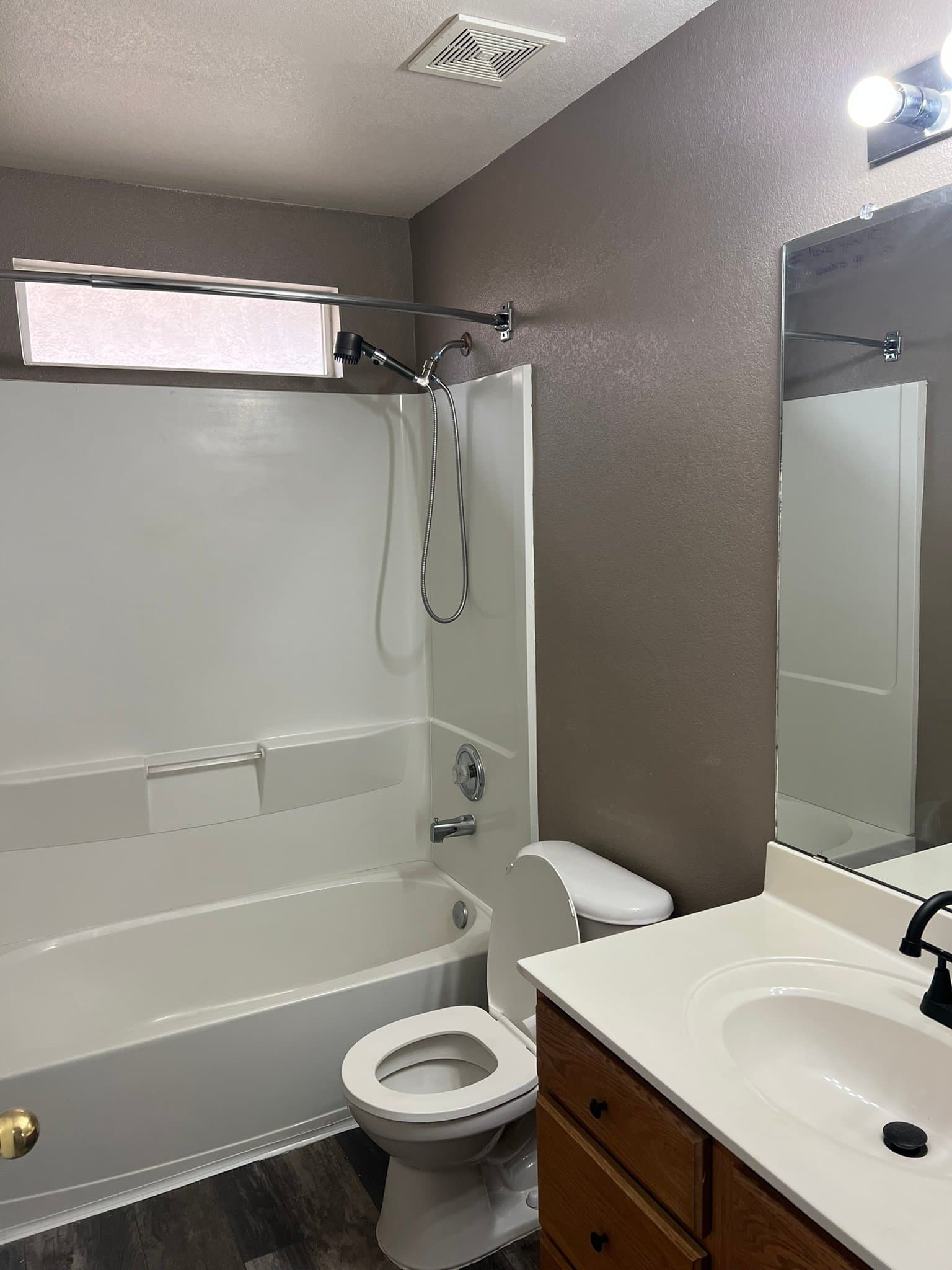 Albuquerque House: 9915 sunshine mesa dr nw