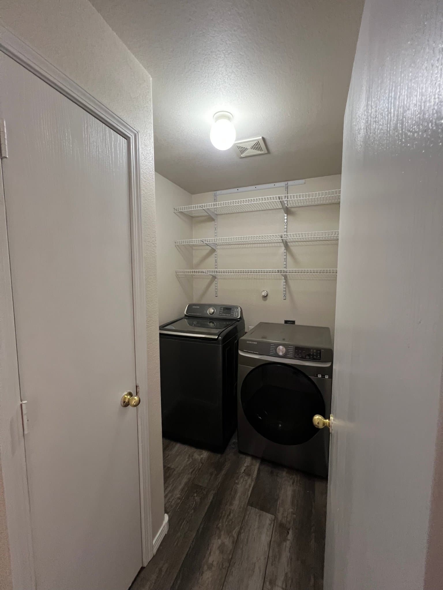 Albuquerque House: 9915 sunshine mesa dr nw