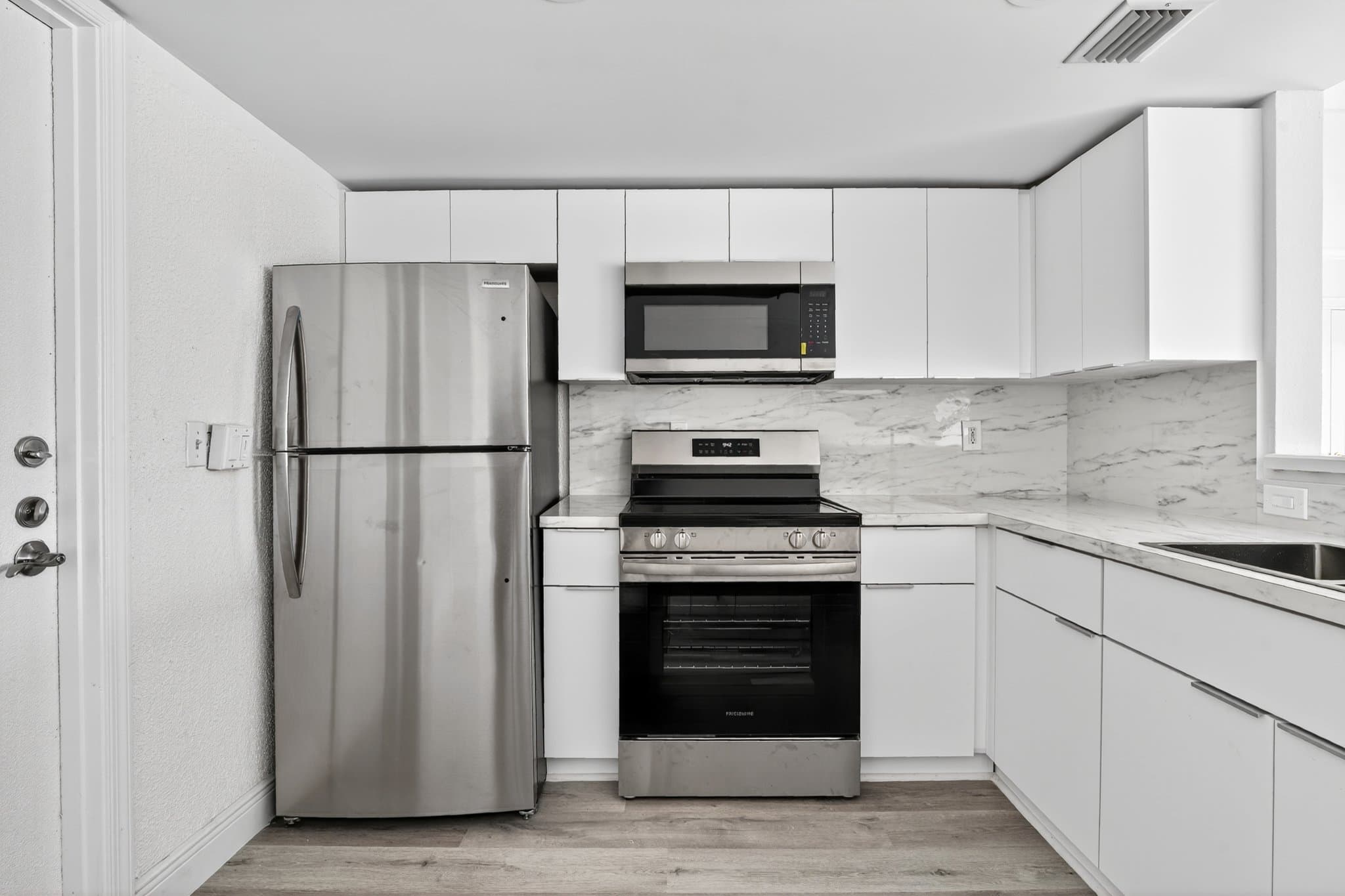 Deerfield Beach Condo: 495 SE 8TH STREET