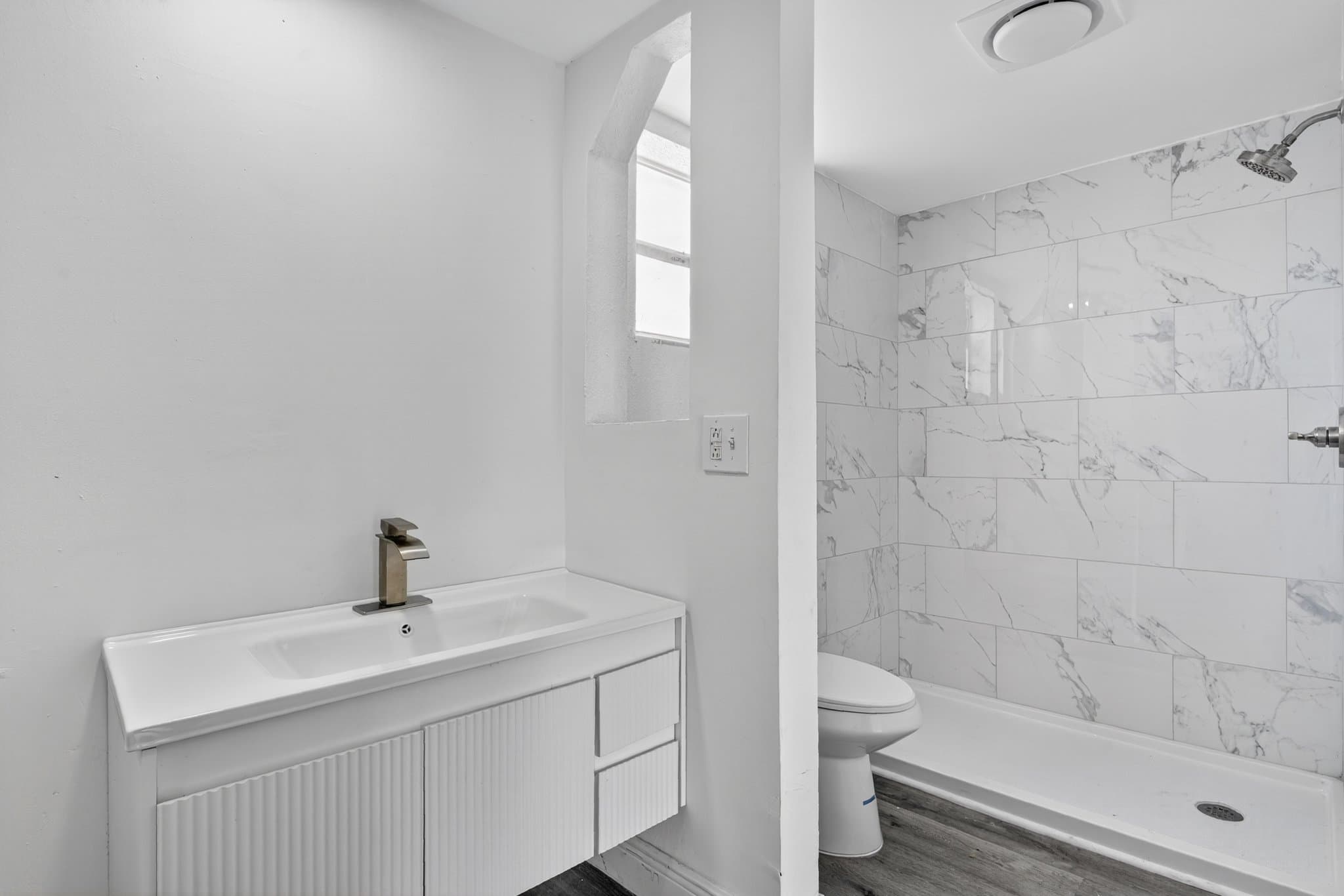 Deerfield Beach Condo: 495 SE 8TH STREET