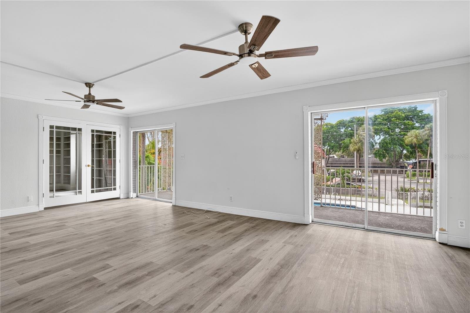 Deerfield Beach Condo: 495 SE 8TH STREET