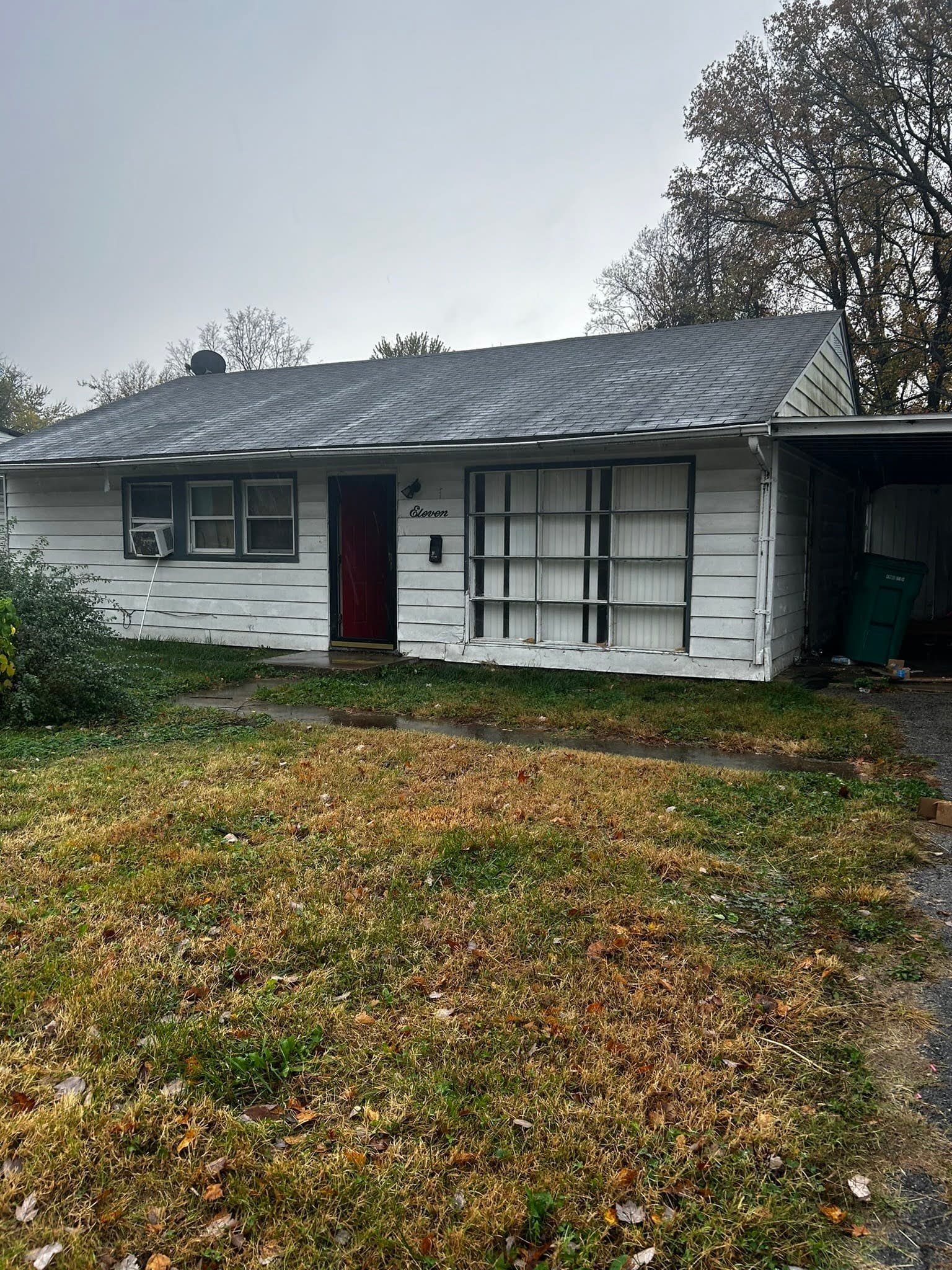Cahokia House: 11 Delores Dr.