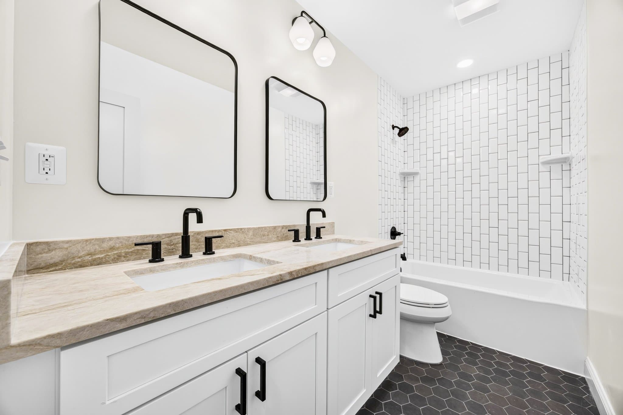 Washington Apartment: 311 East Capitol St. SE