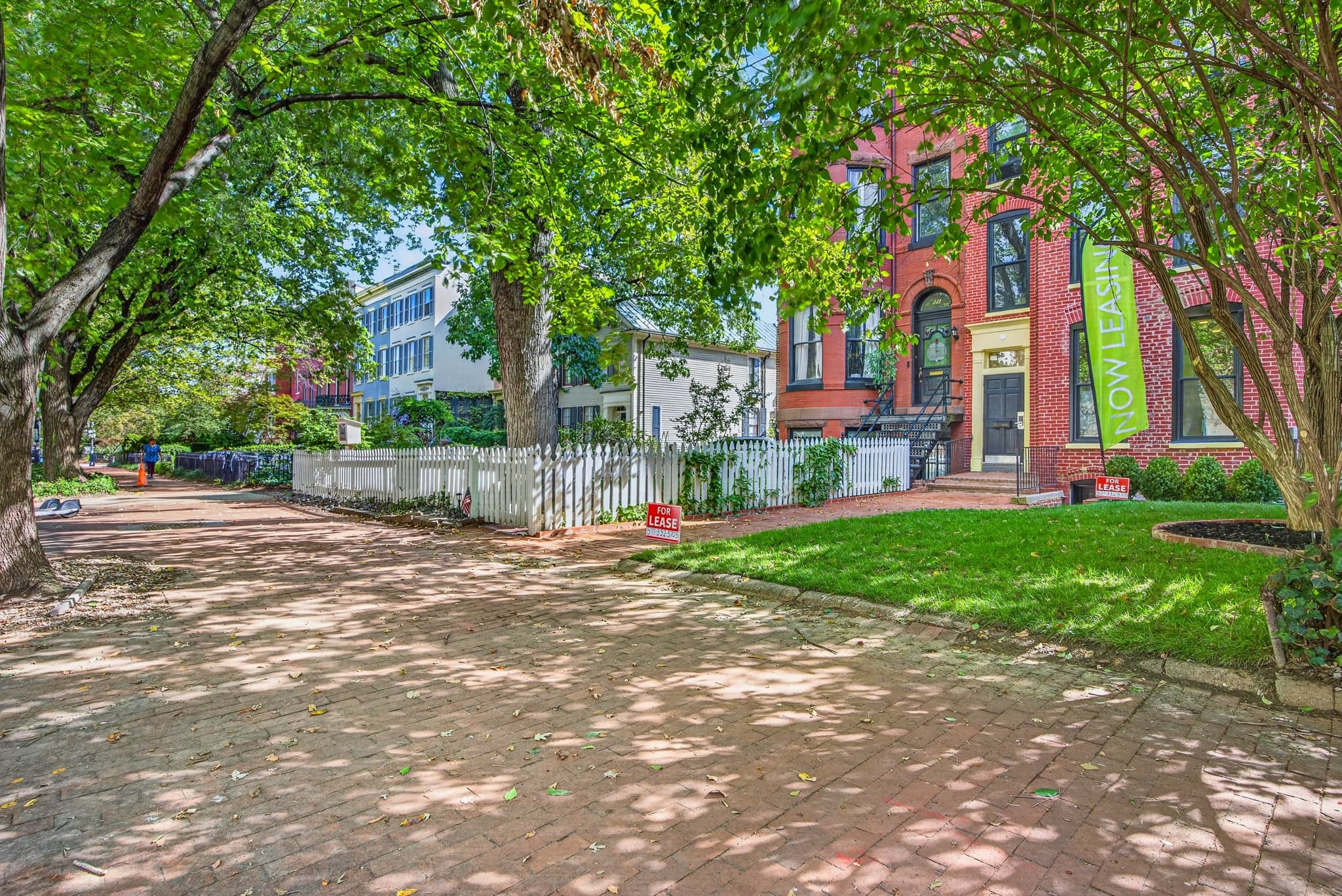 Washington Apartment: 311 East Capitol St. SE