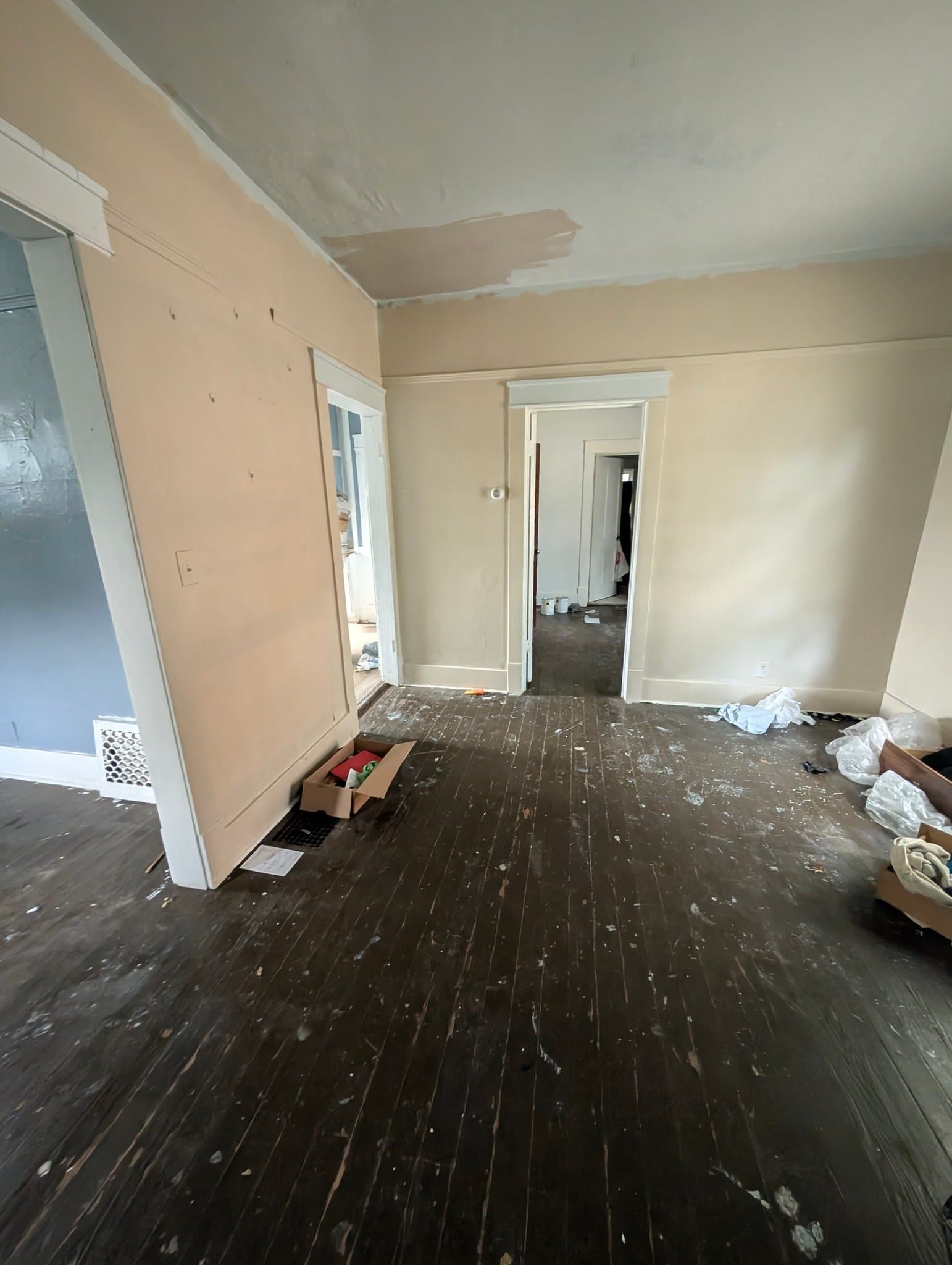 Peoria House: 2113 W Howett St.