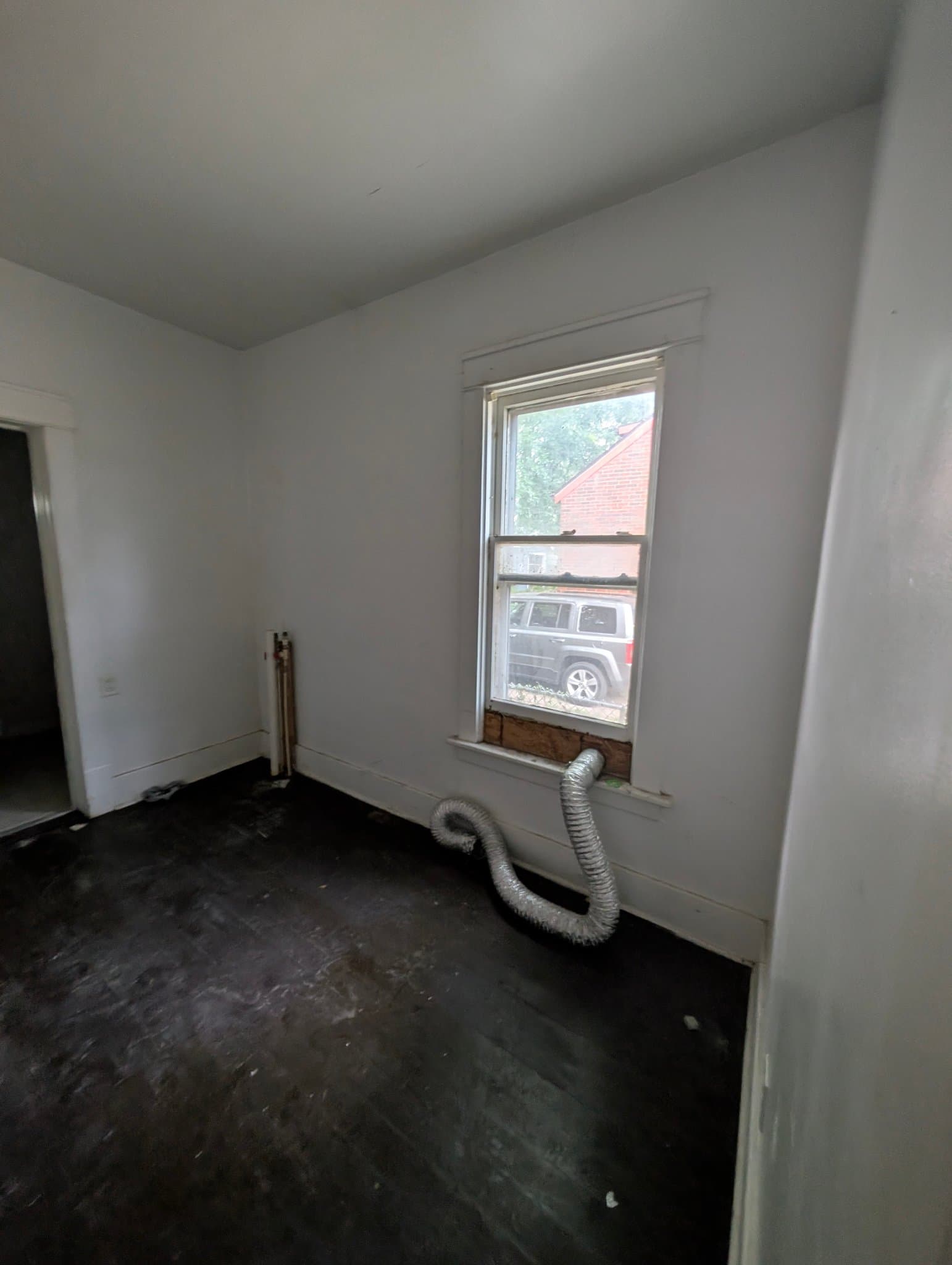 Peoria House: 2113 W Howett St.
