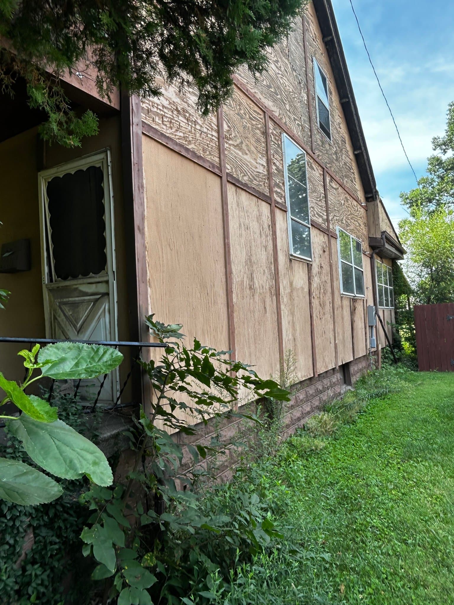 Granite City House: 2209 Edwards St.