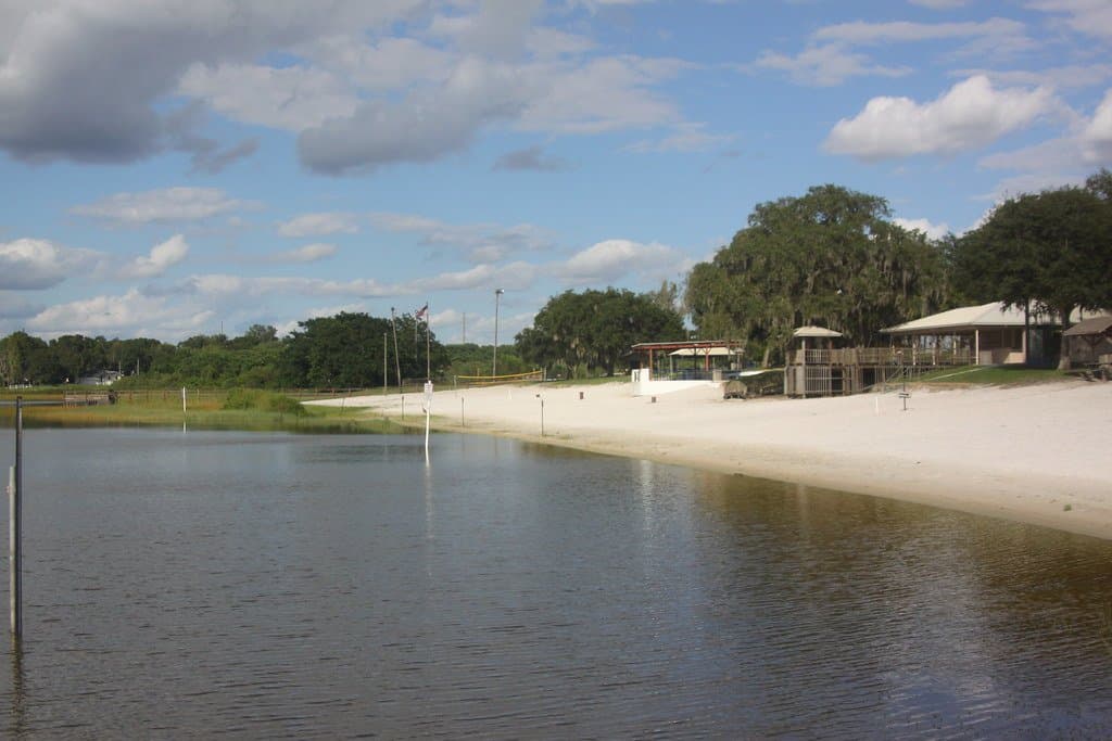 Lake Alfred Single Room: 235 W Orange St