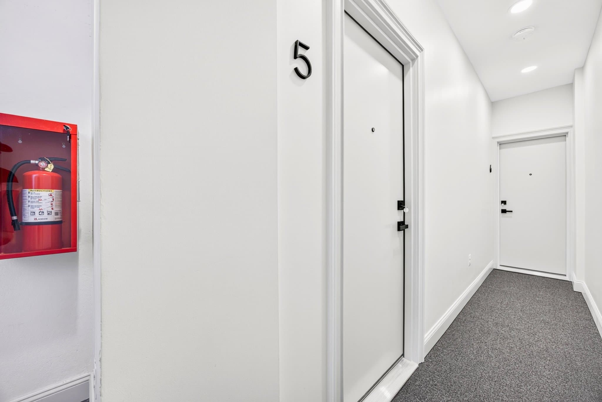 Washington Apartment: 311 East Capitol St. SE