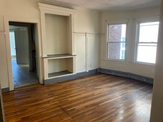 Chelsea Multiplex: 286 Chestnut St