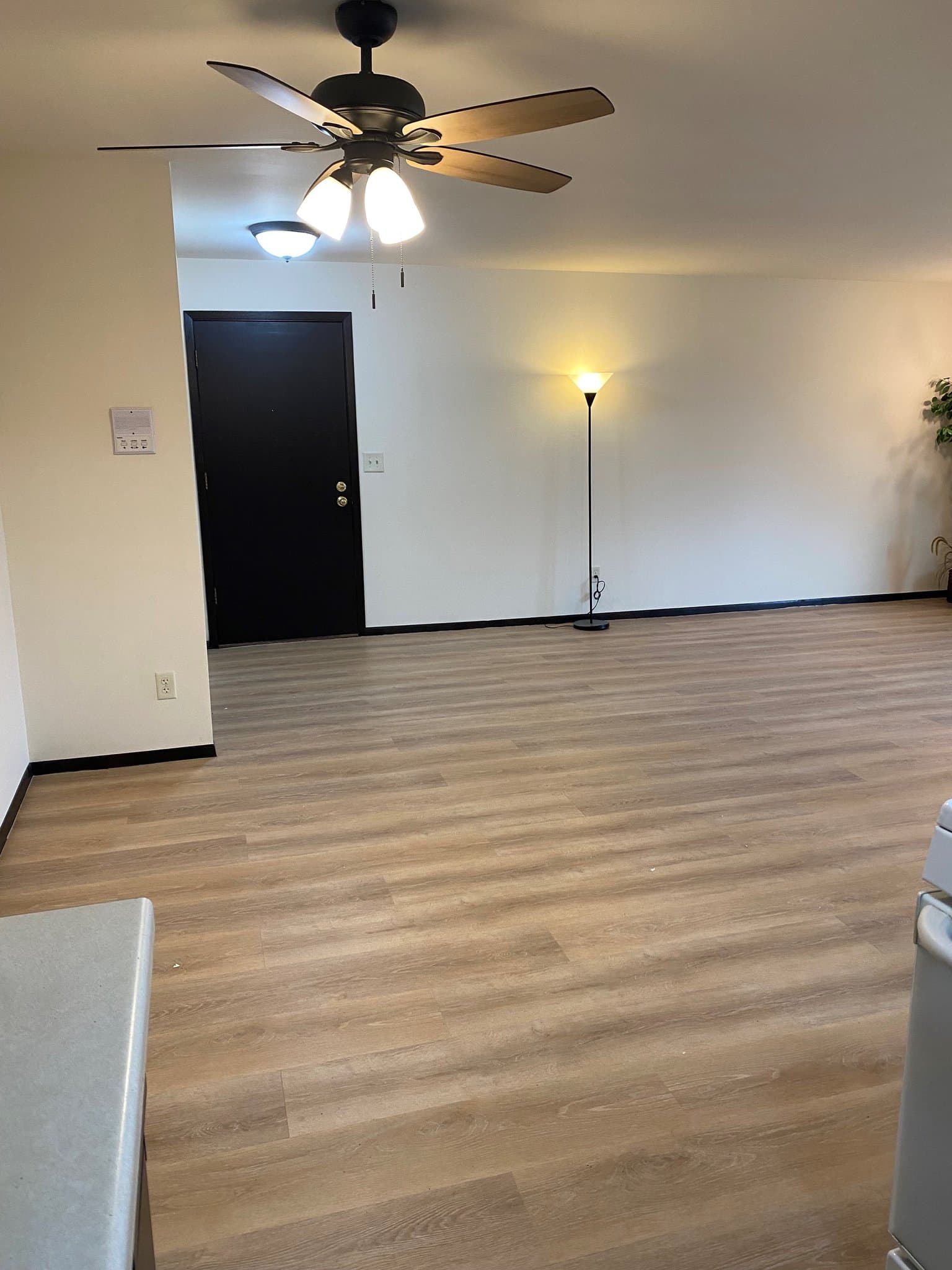 Greenfield Apartment: 6450 West Norwich