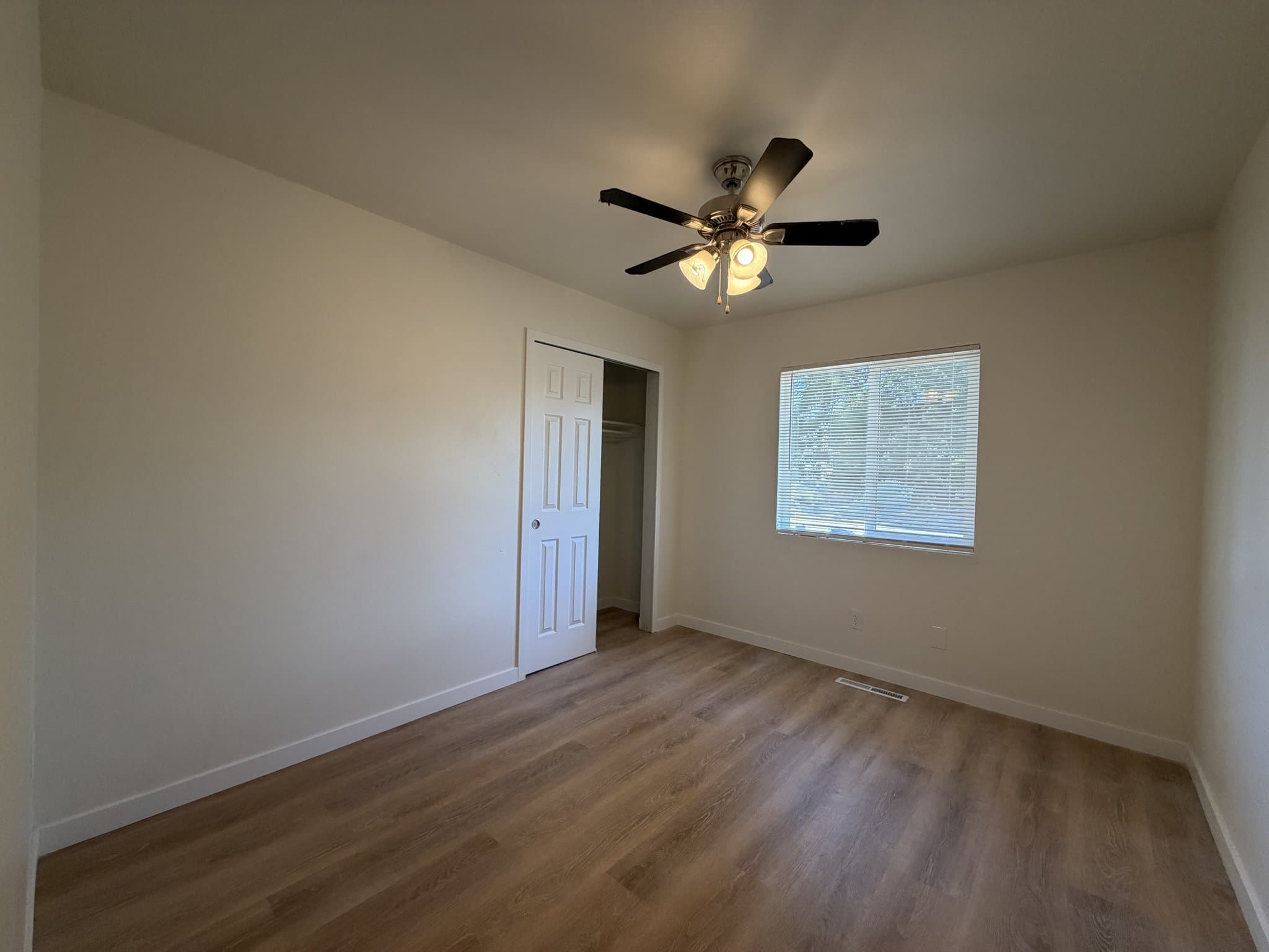 Colorado Springs Single Room: 5014 Palmer Park Blvd