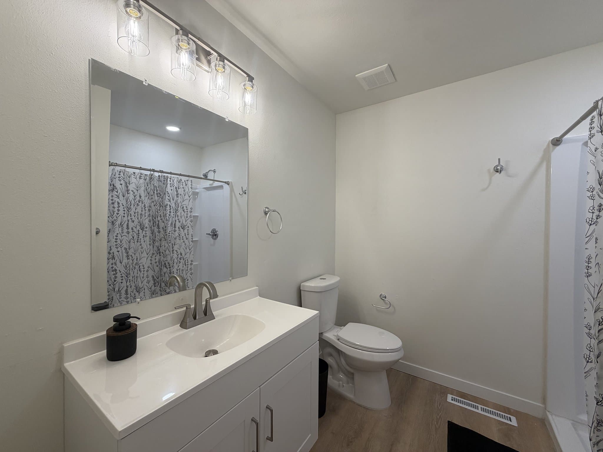 Colorado Springs Single Room: 5014 Palmer Park Blvd