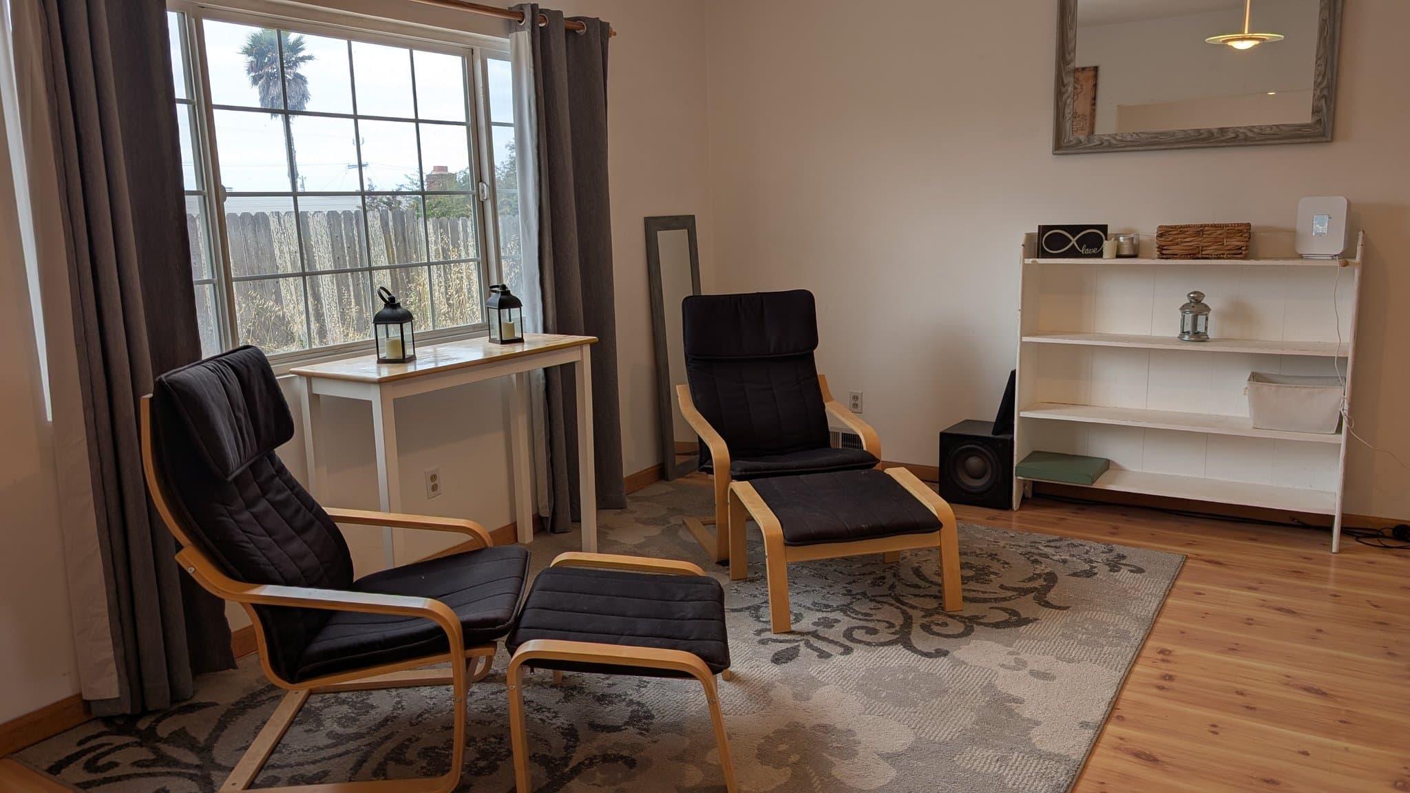 Marina House: 299 Whitney Place