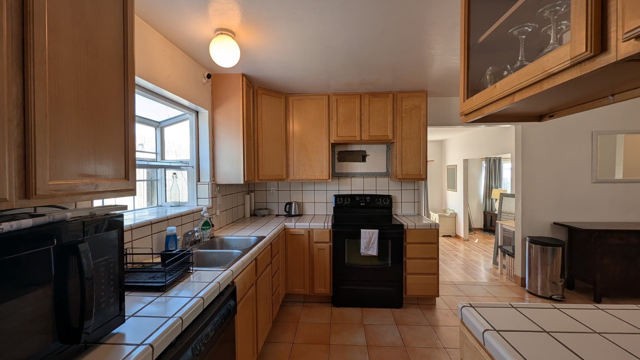 Marina House: 299 Whitney Place