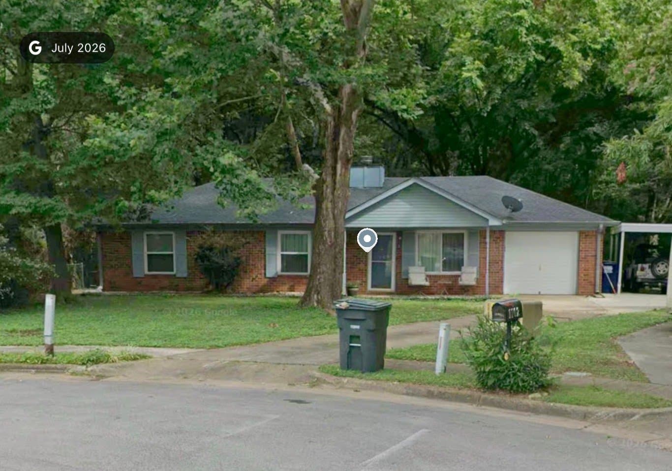 Huntsville House: 1104 Valade Circle SE