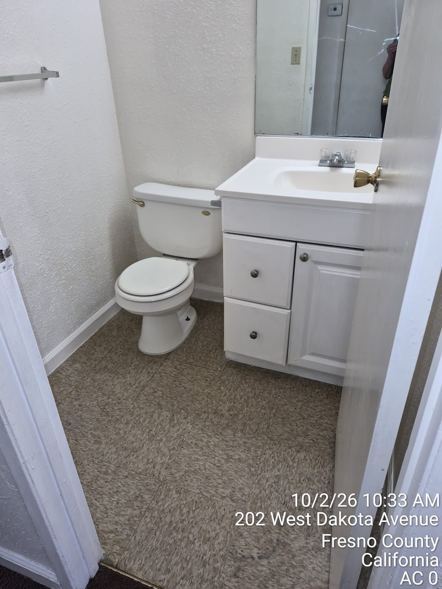 Fresno Townhome: 202 W Dakota, Ave