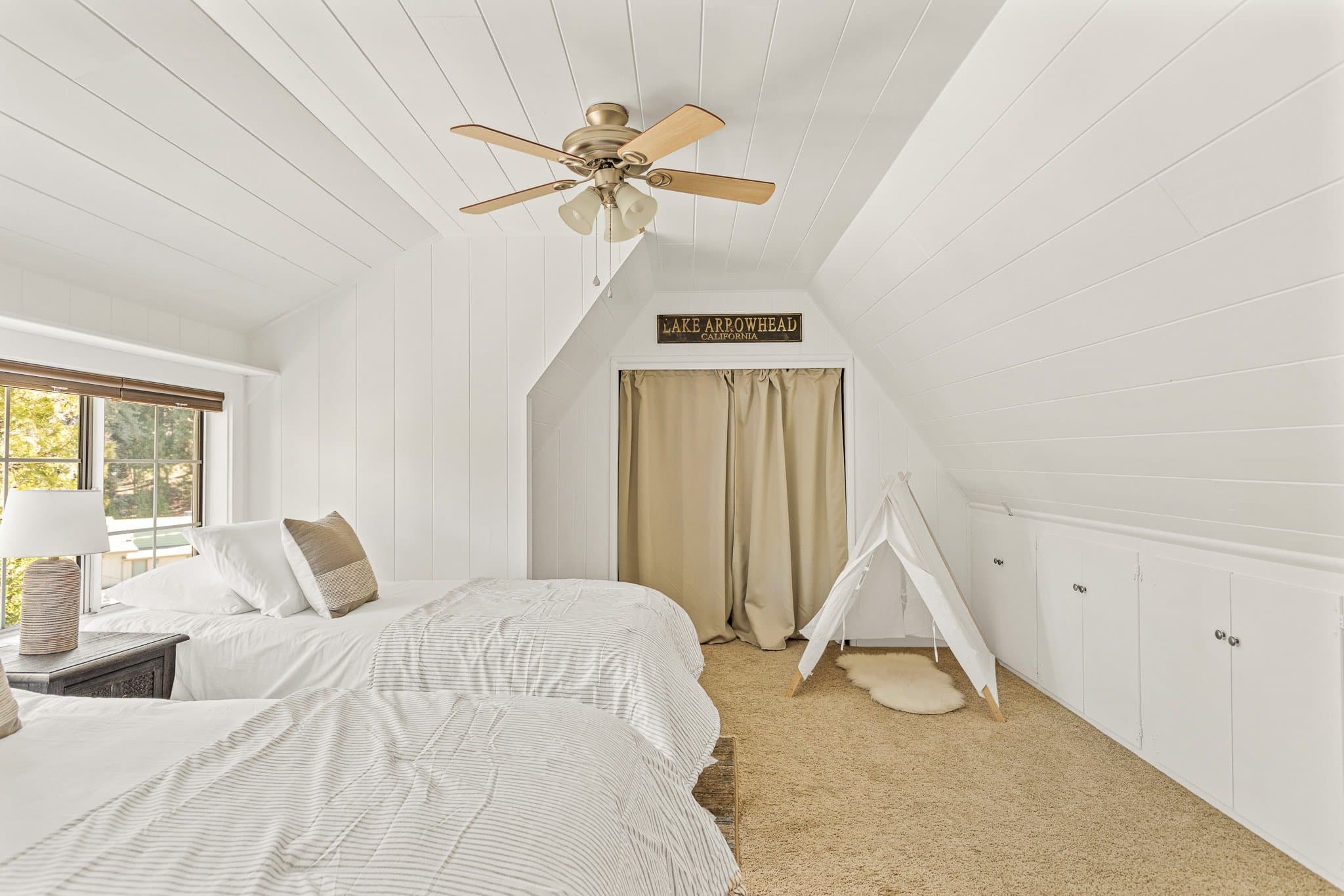 Lake Arrowhead House: 284 Walnut