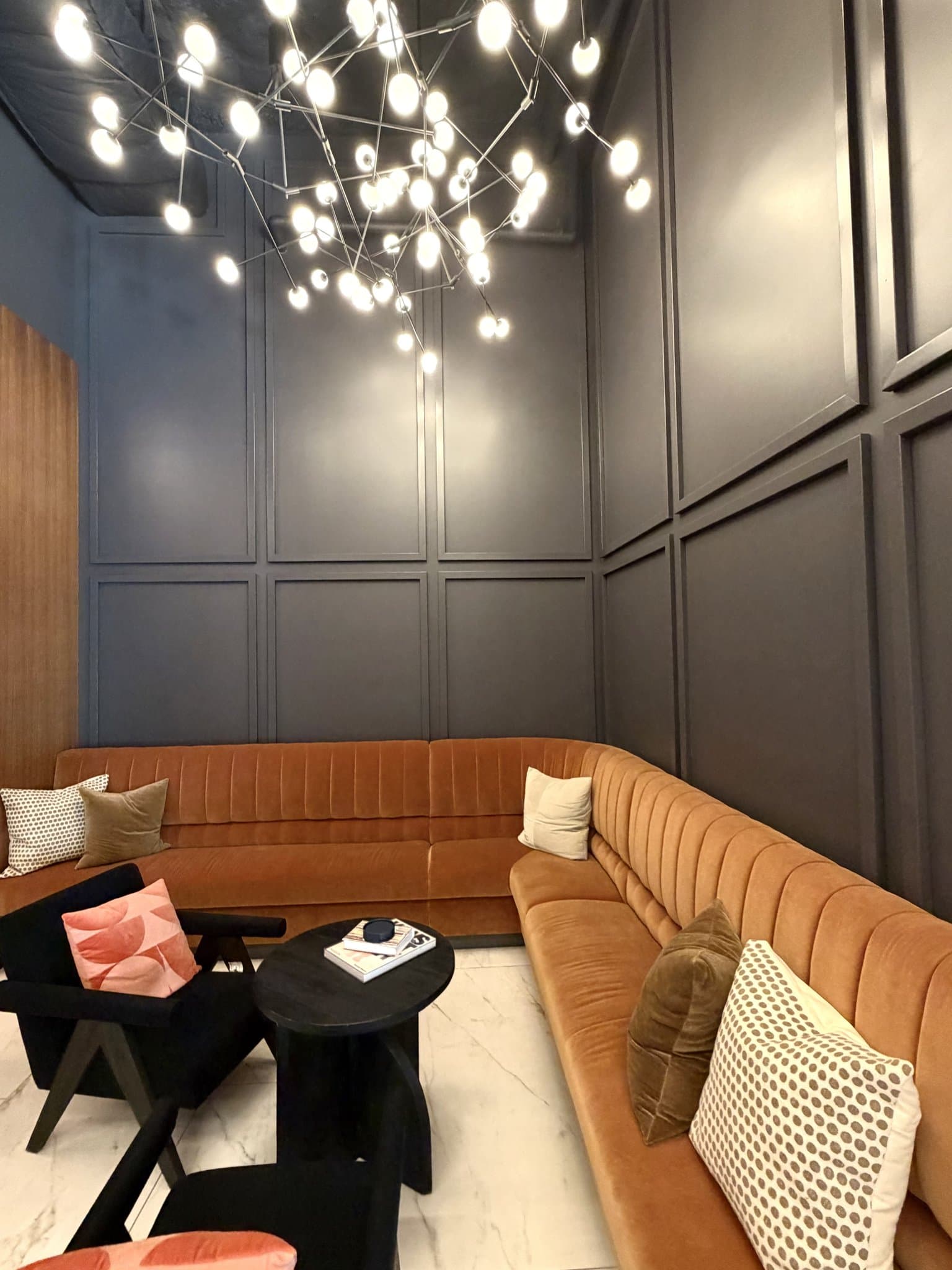 Chicago Condo: 1049 W Jackson