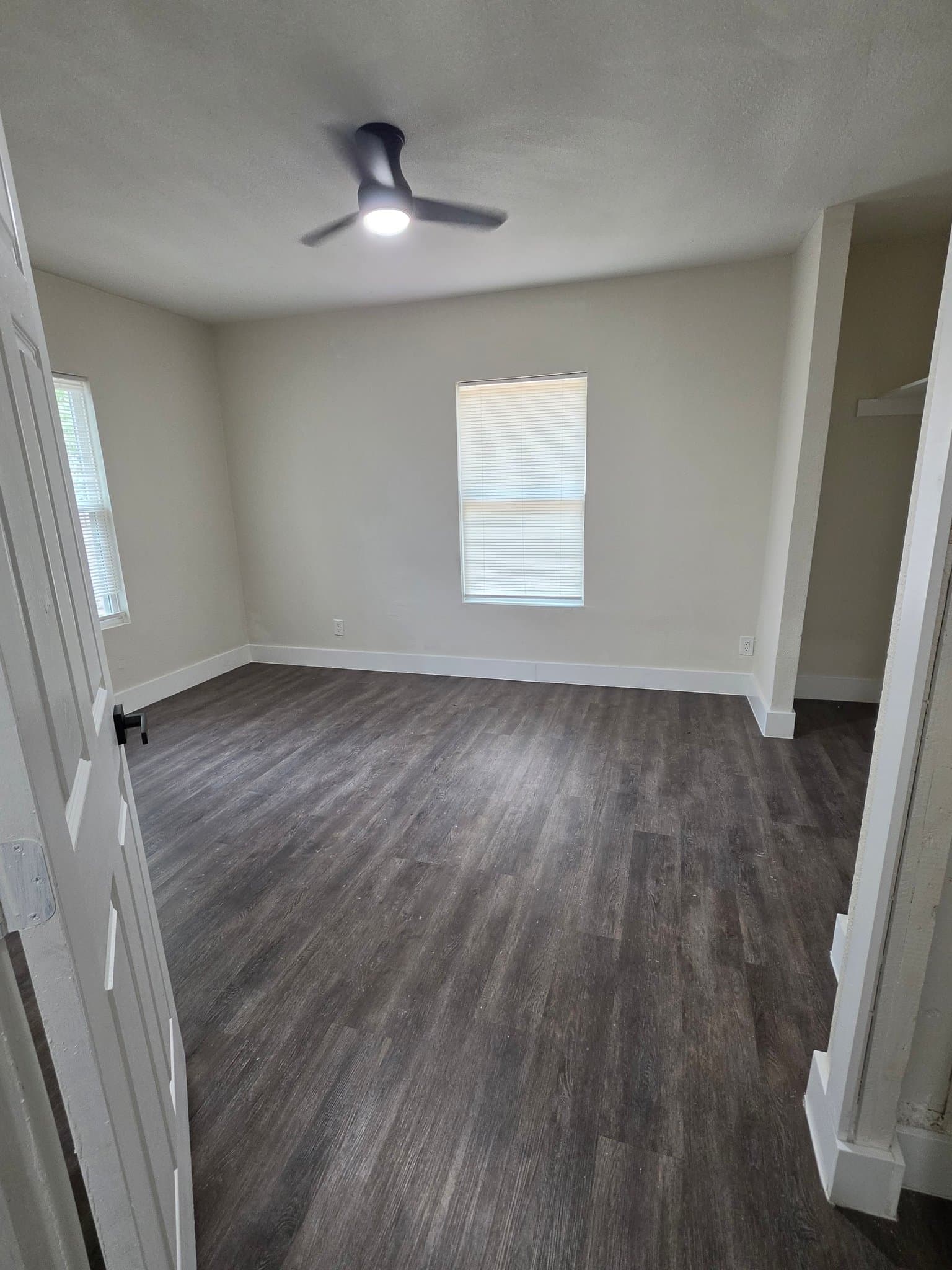 Dallas House: 2633 Hickman St