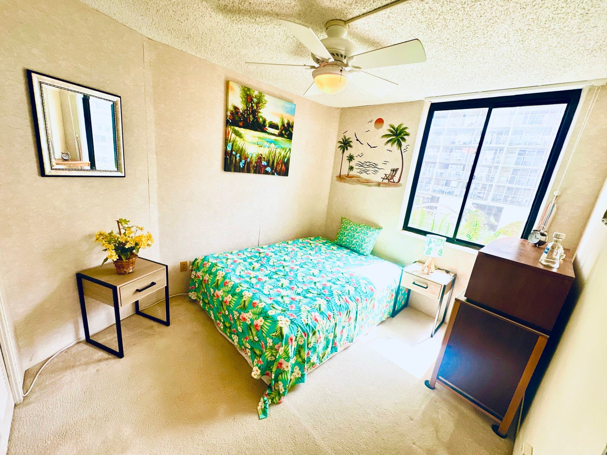 Honolulu Condo: 440 Seaside Ave