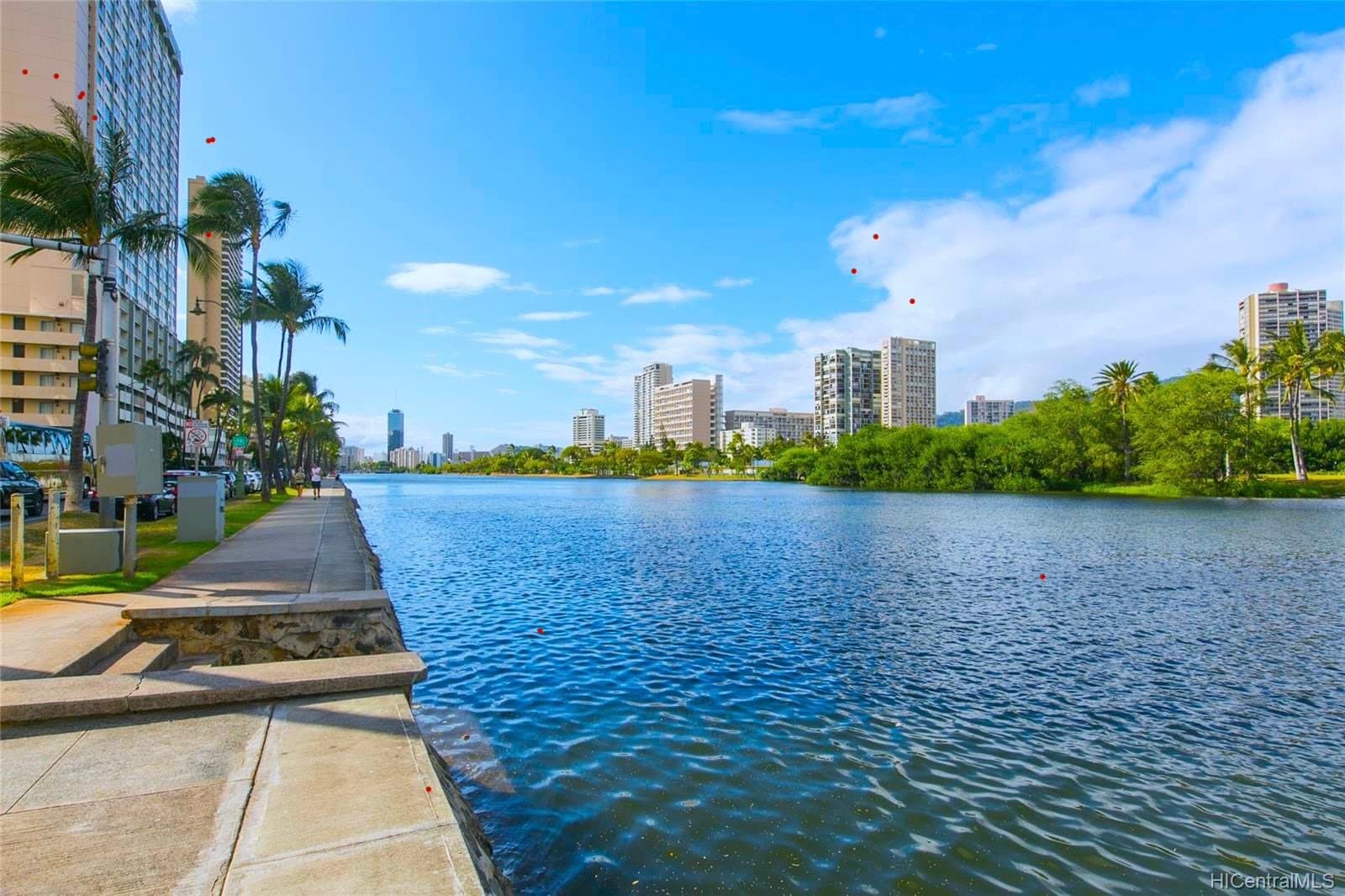 Honolulu Condo: 440 Seaside Ave