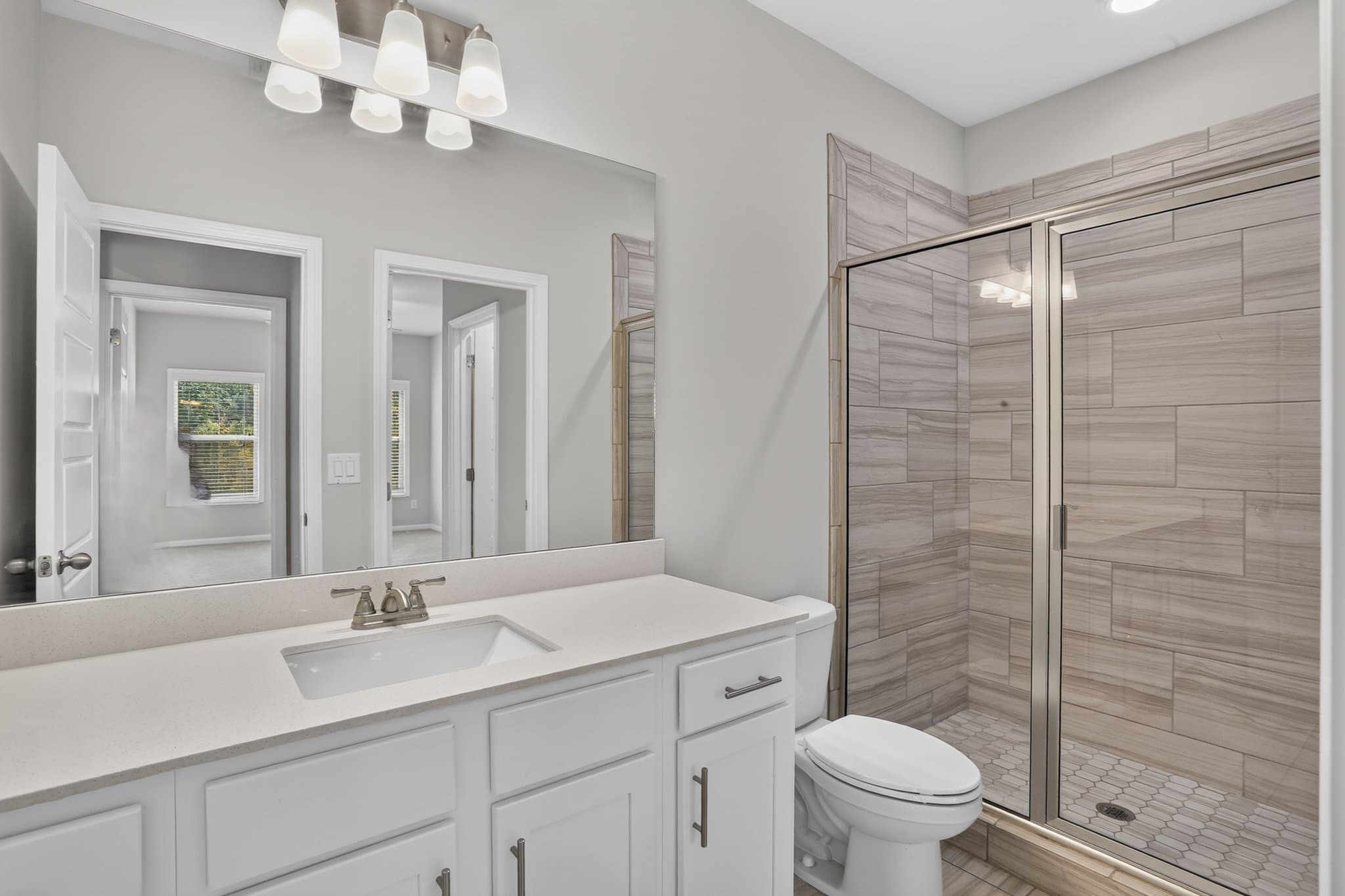 Auburn House: 4169 Brookmont Way