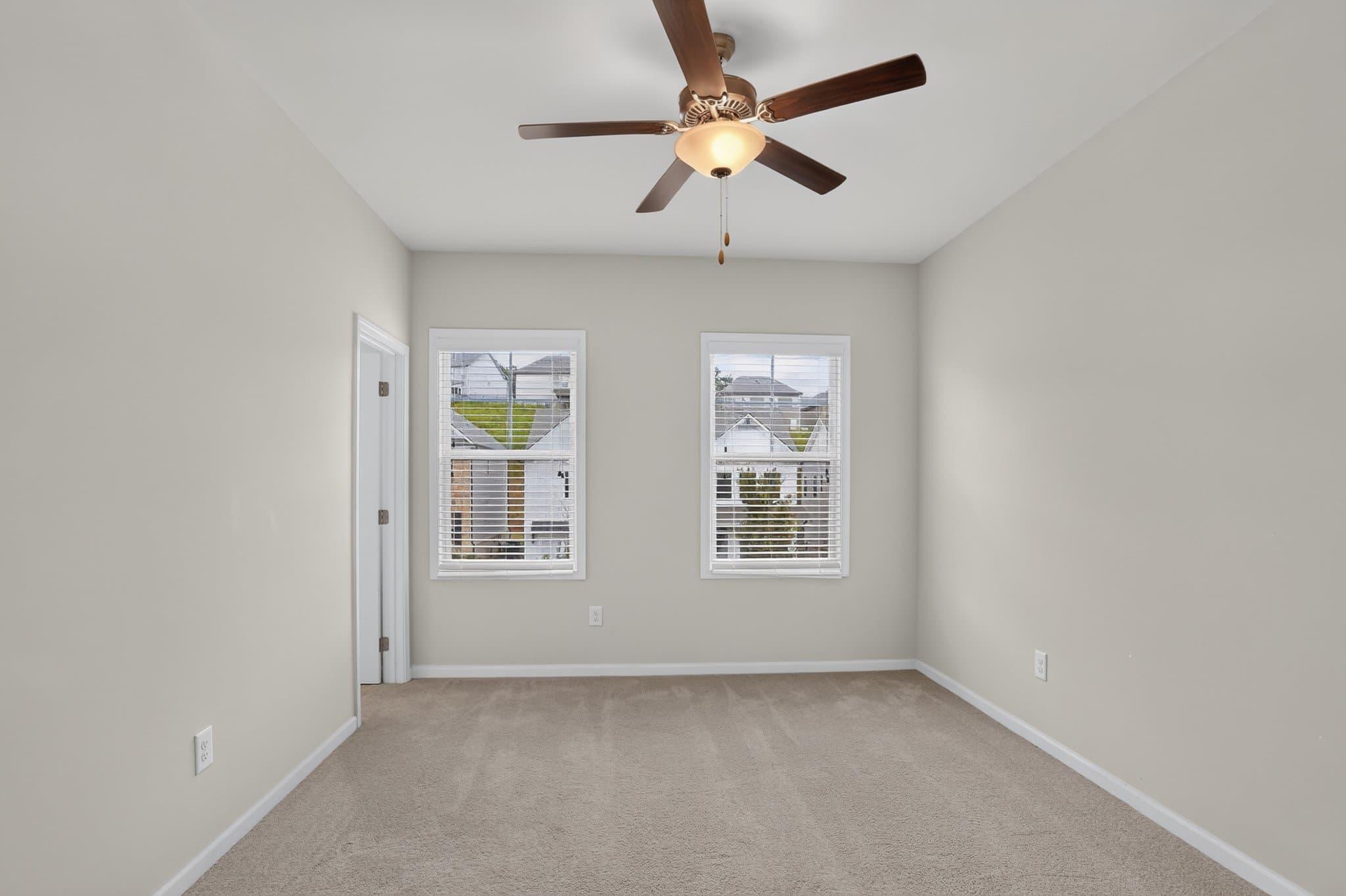 Auburn House: 4169 Brookmont Way