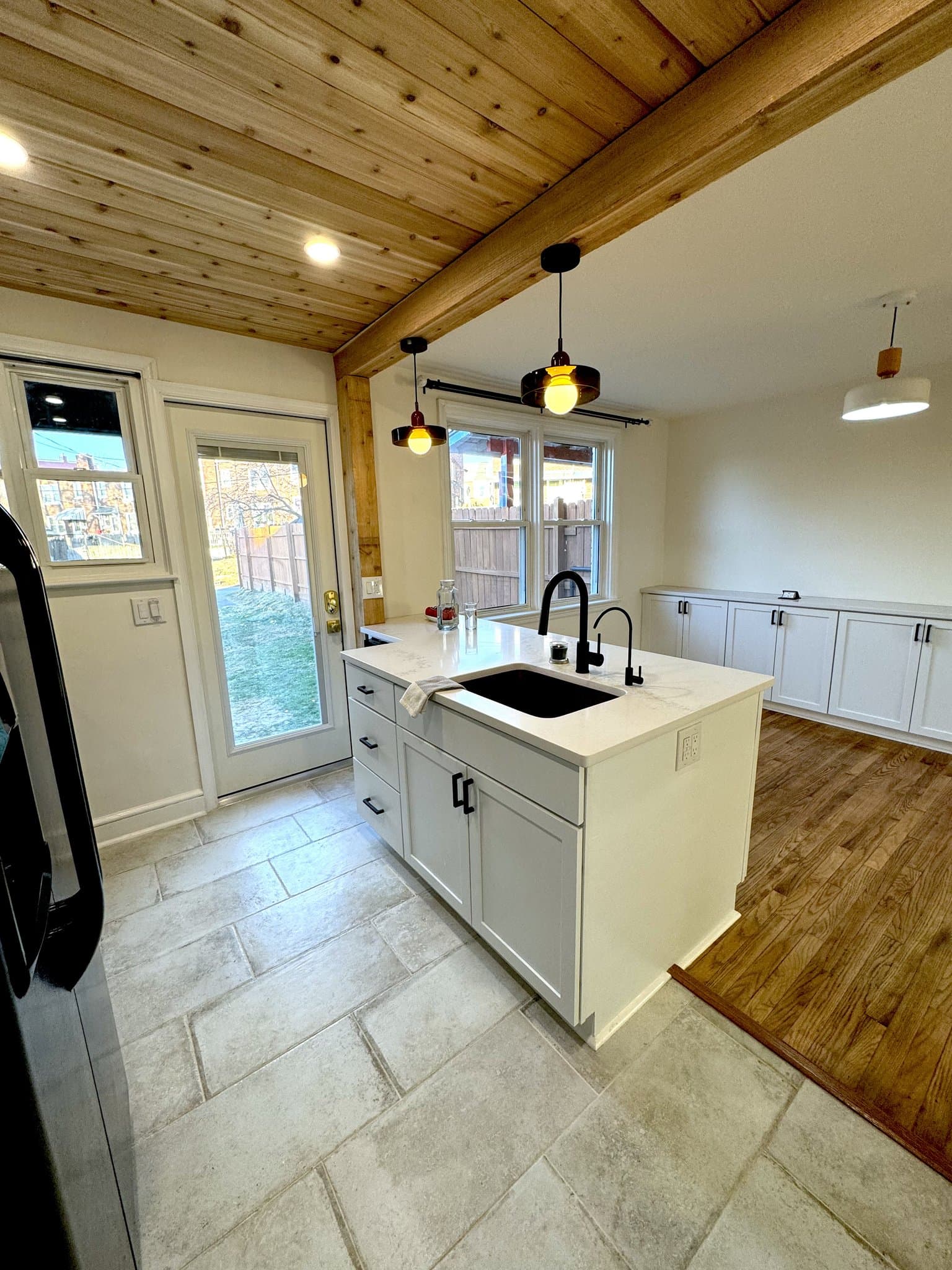 Lancaster Single Room: 720 South Plum Street