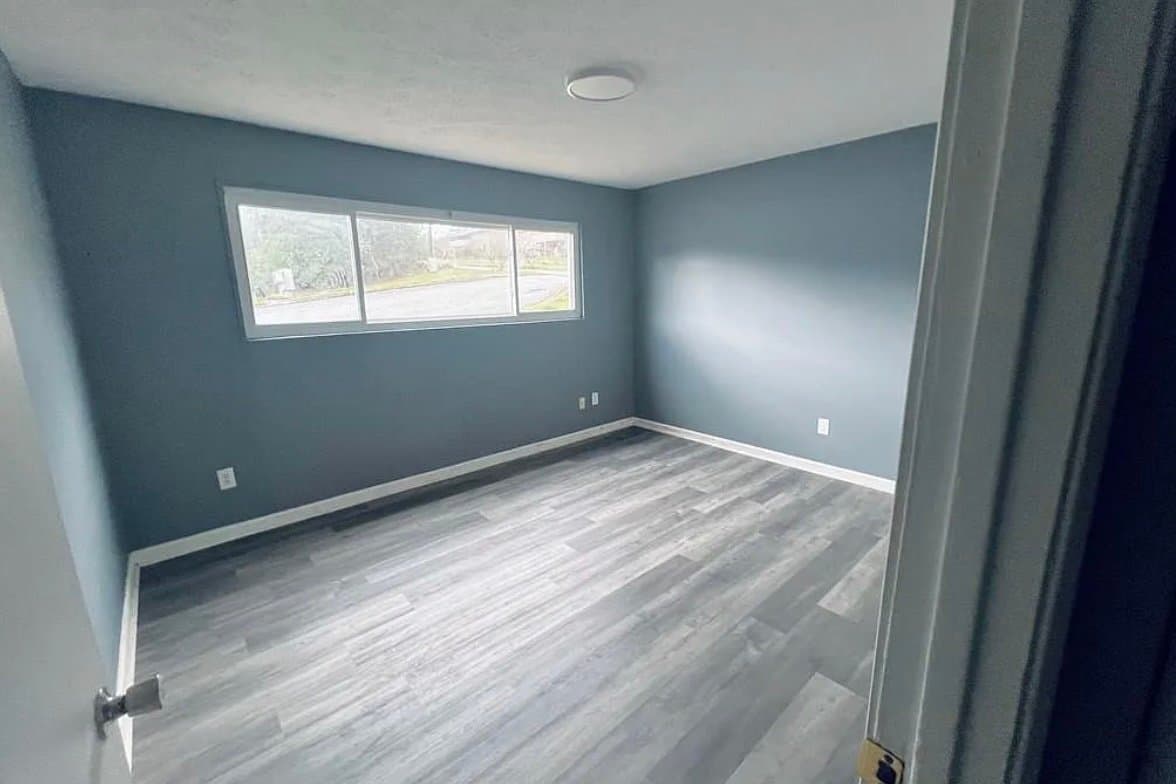 Clarkston Multiplex: 634 Jolly Ave S