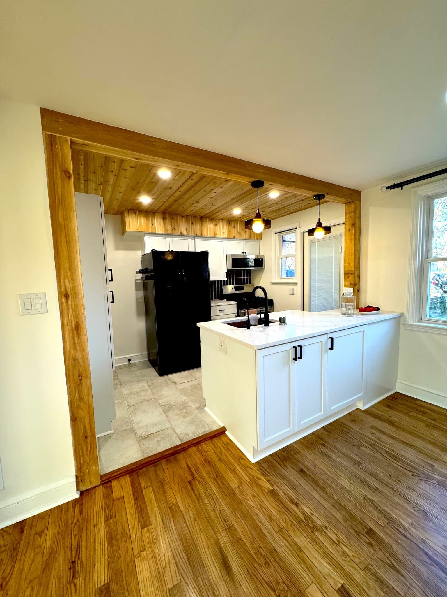 Lancaster Single Room: 720 South Plum Street