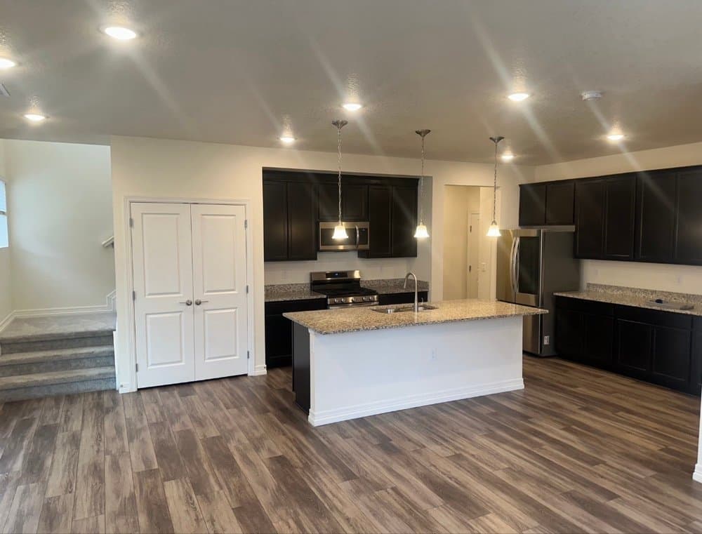 commerce Townhome: 16798 E 119th Ave