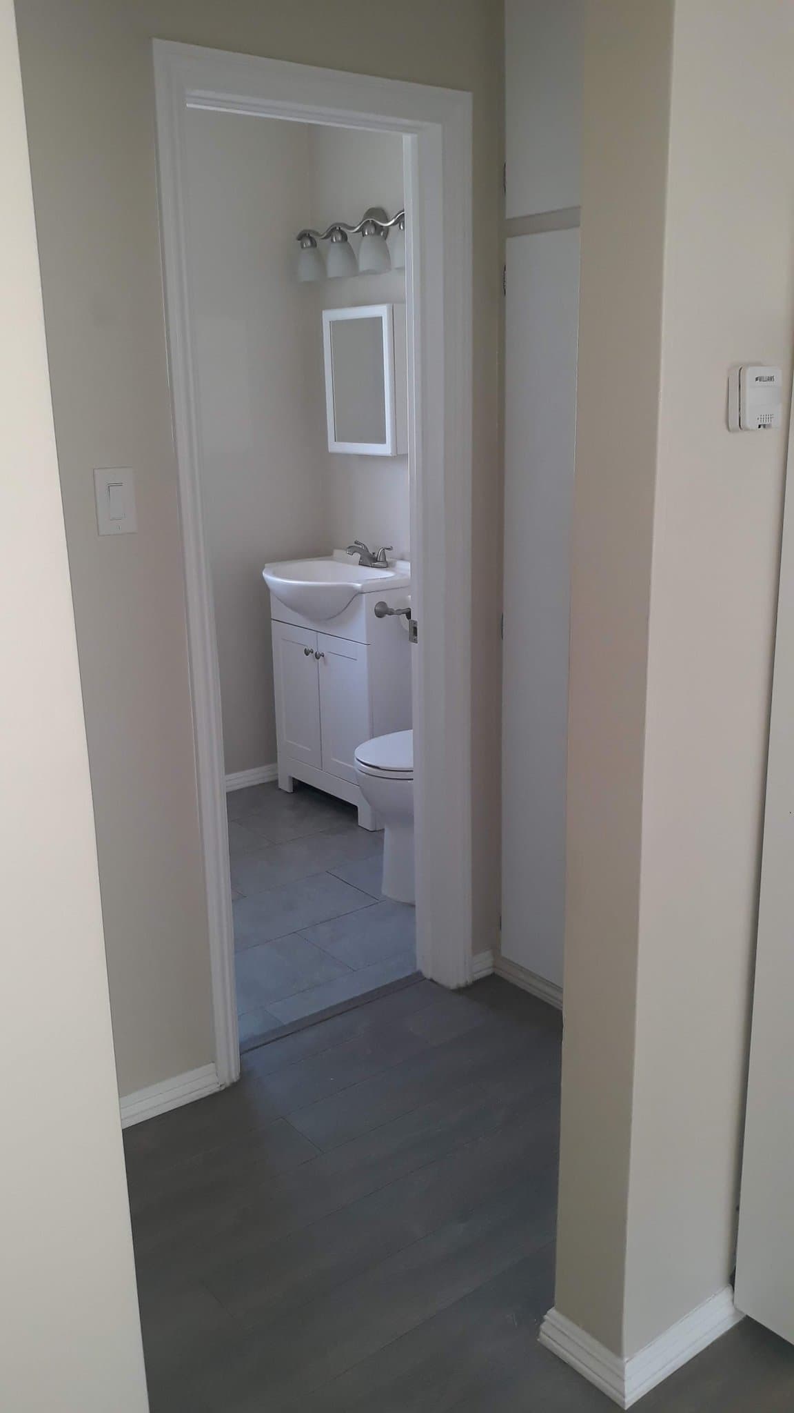 LOS ANGELES Apartment: 5852 David Ave