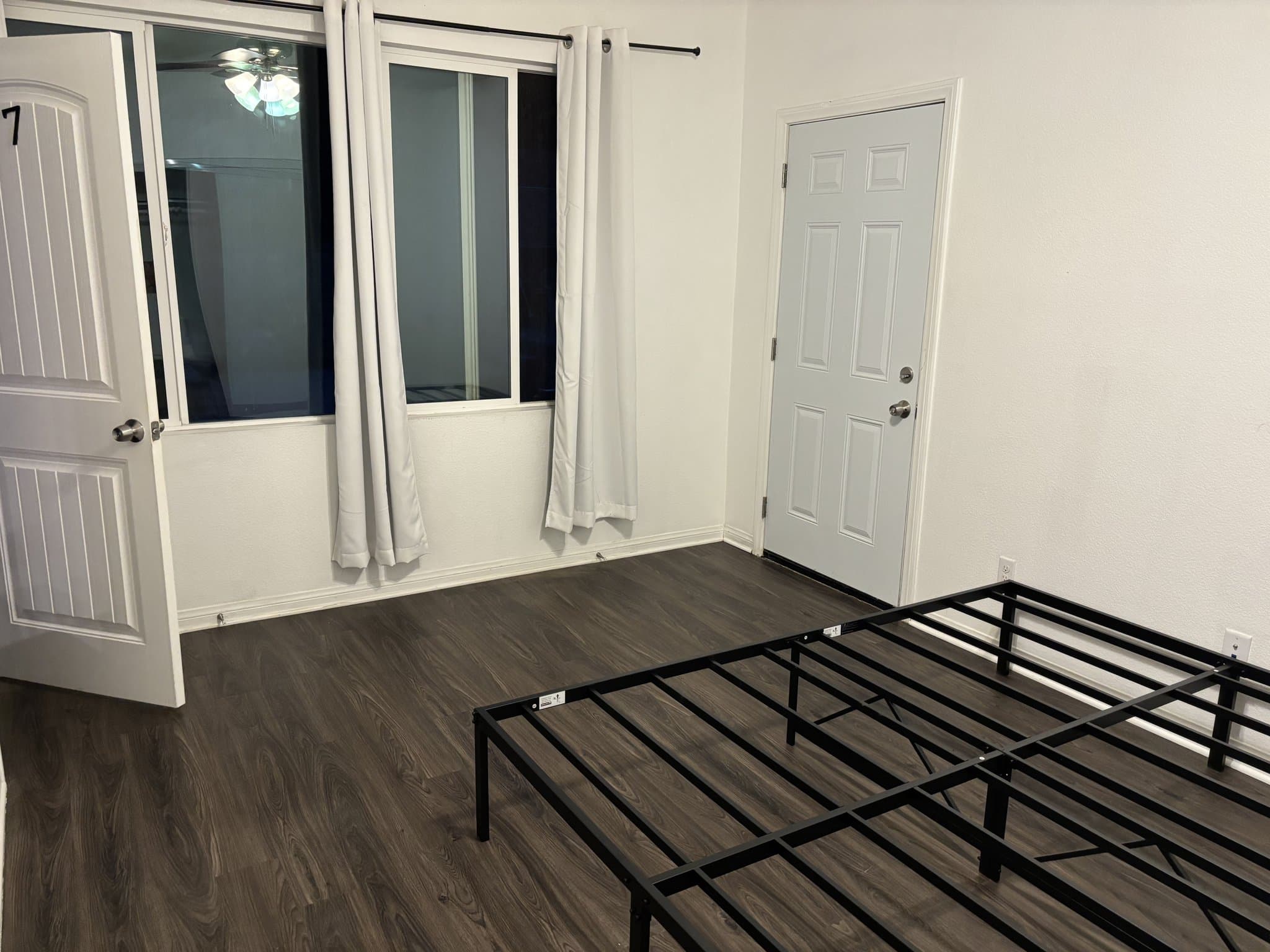 Riverside House: 20973 Bison Mesa Rd