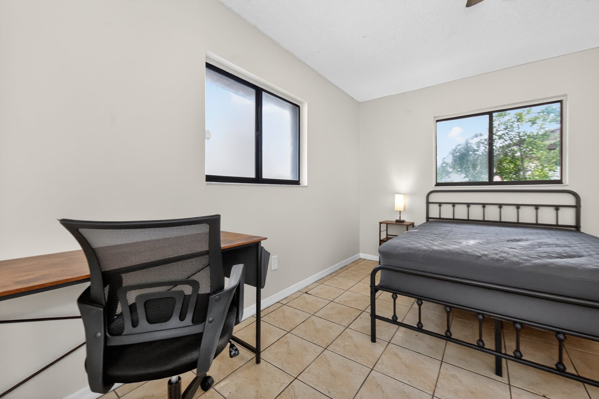 Ocala Single Room: 3721 NE 41st St