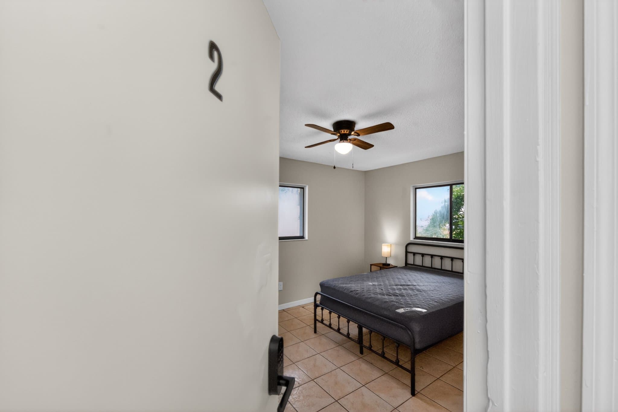 Ocala Single Room: 3721 NE 41st St