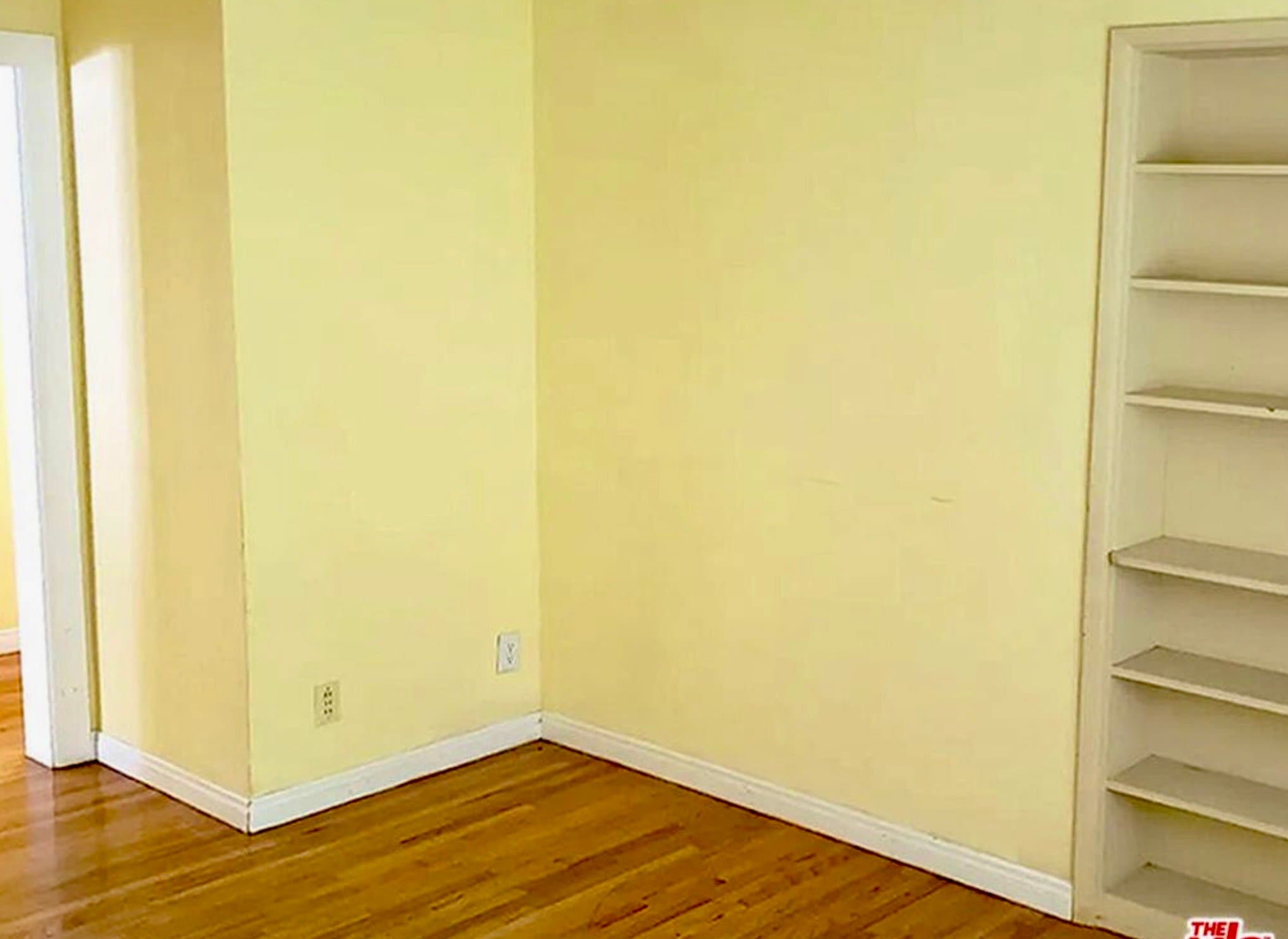 LOS ANGELES House: 7116 W 91ST ST