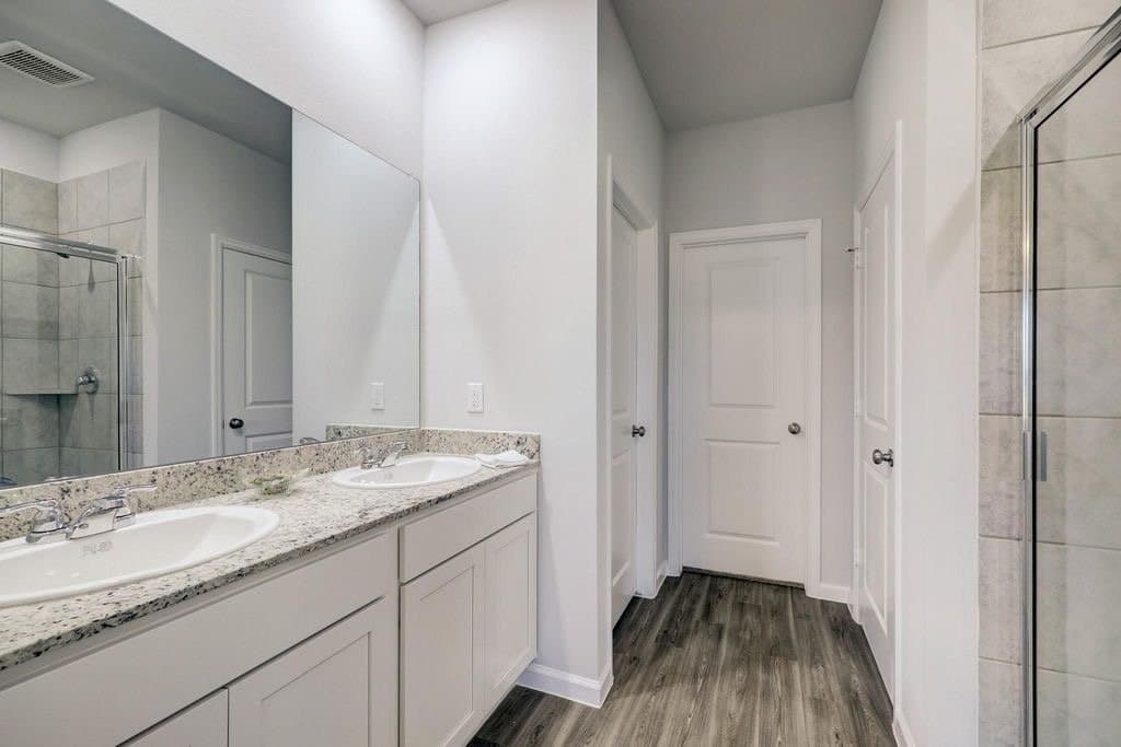 Willis House: 12260 Lady Eli Dr