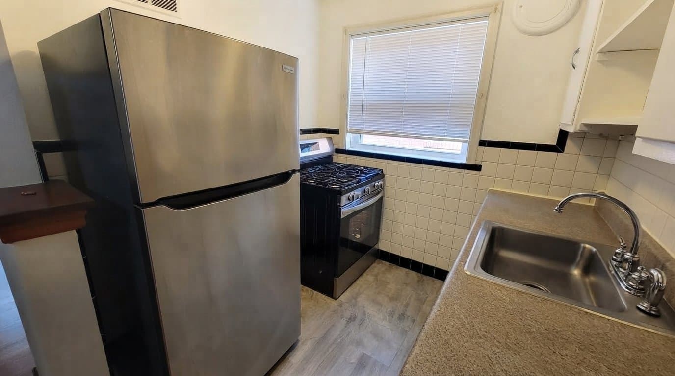Saint Louis Apartment: 6237 Eichelberger St