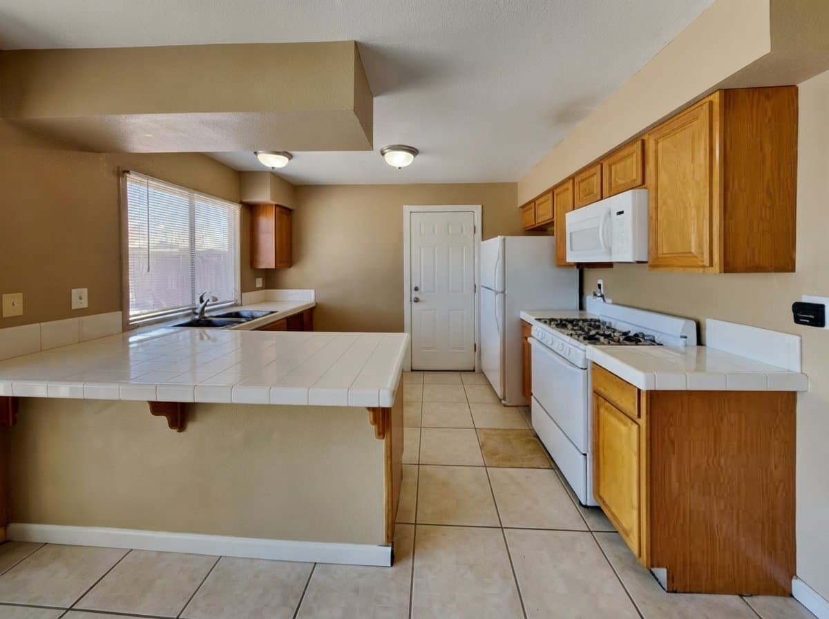 Phoenix House: 5026 S 20th Ave