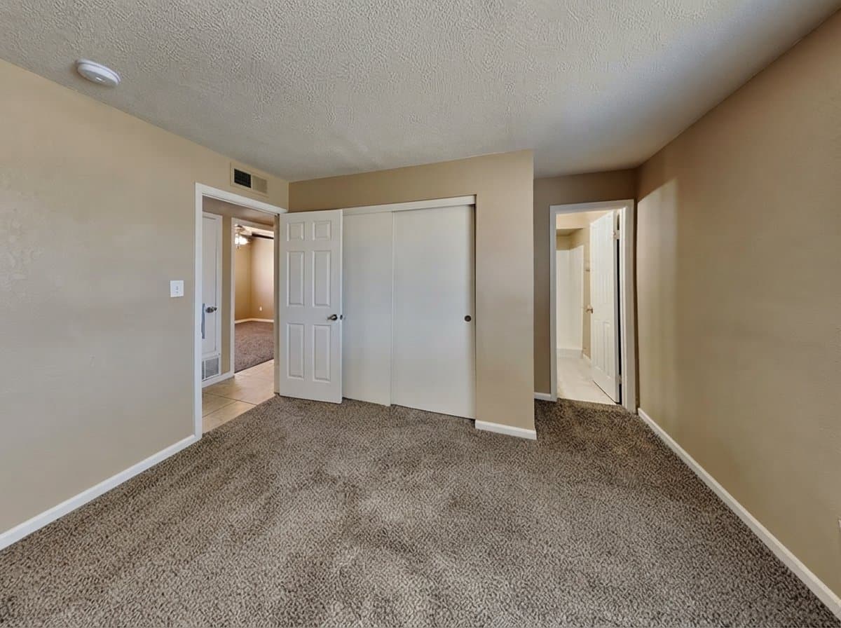 Phoenix House: 5026 S 20th Ave