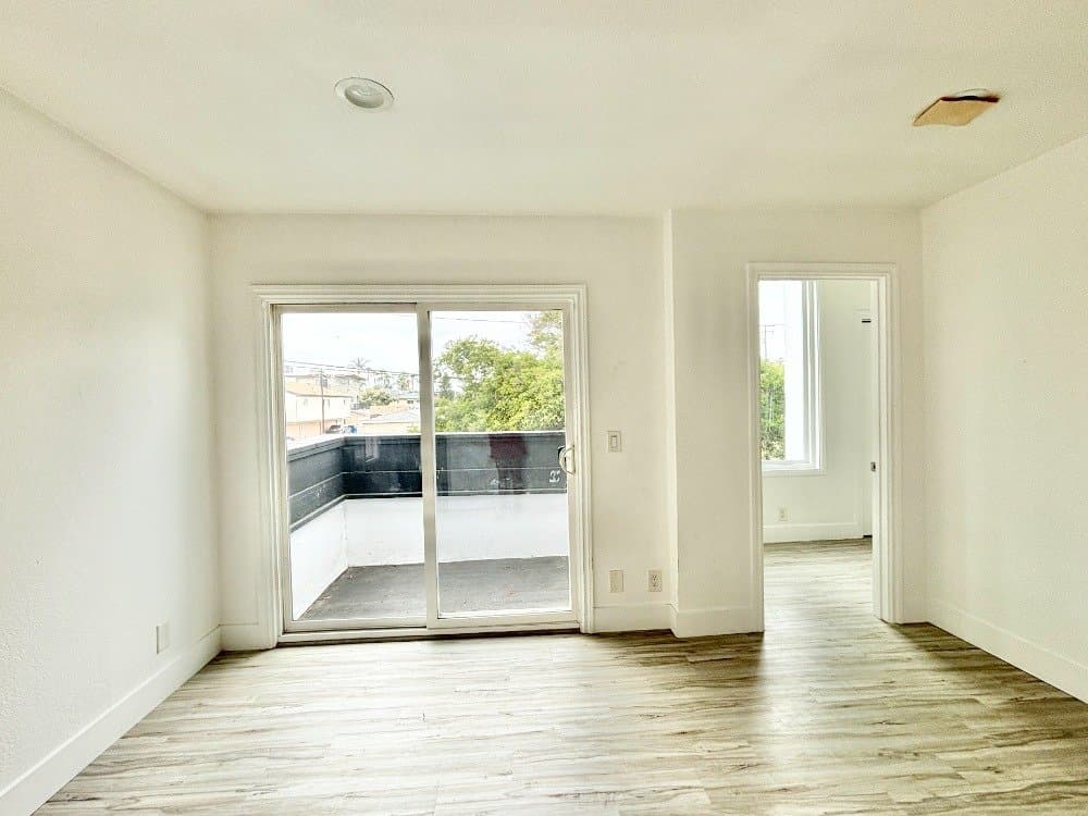Santa Ana Apartment: 850 N Van Ness Avenue