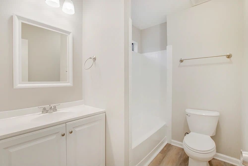 Atlanta House: 660 Utoy Cir SW