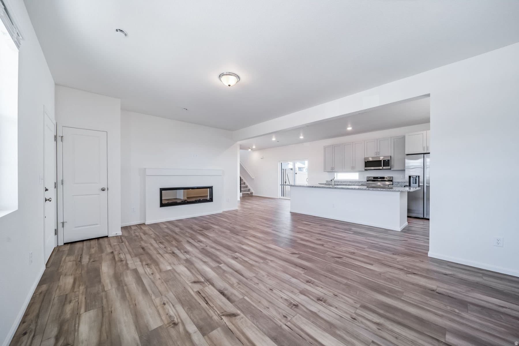Saratoga Springs House: 54 N Provo River Rd