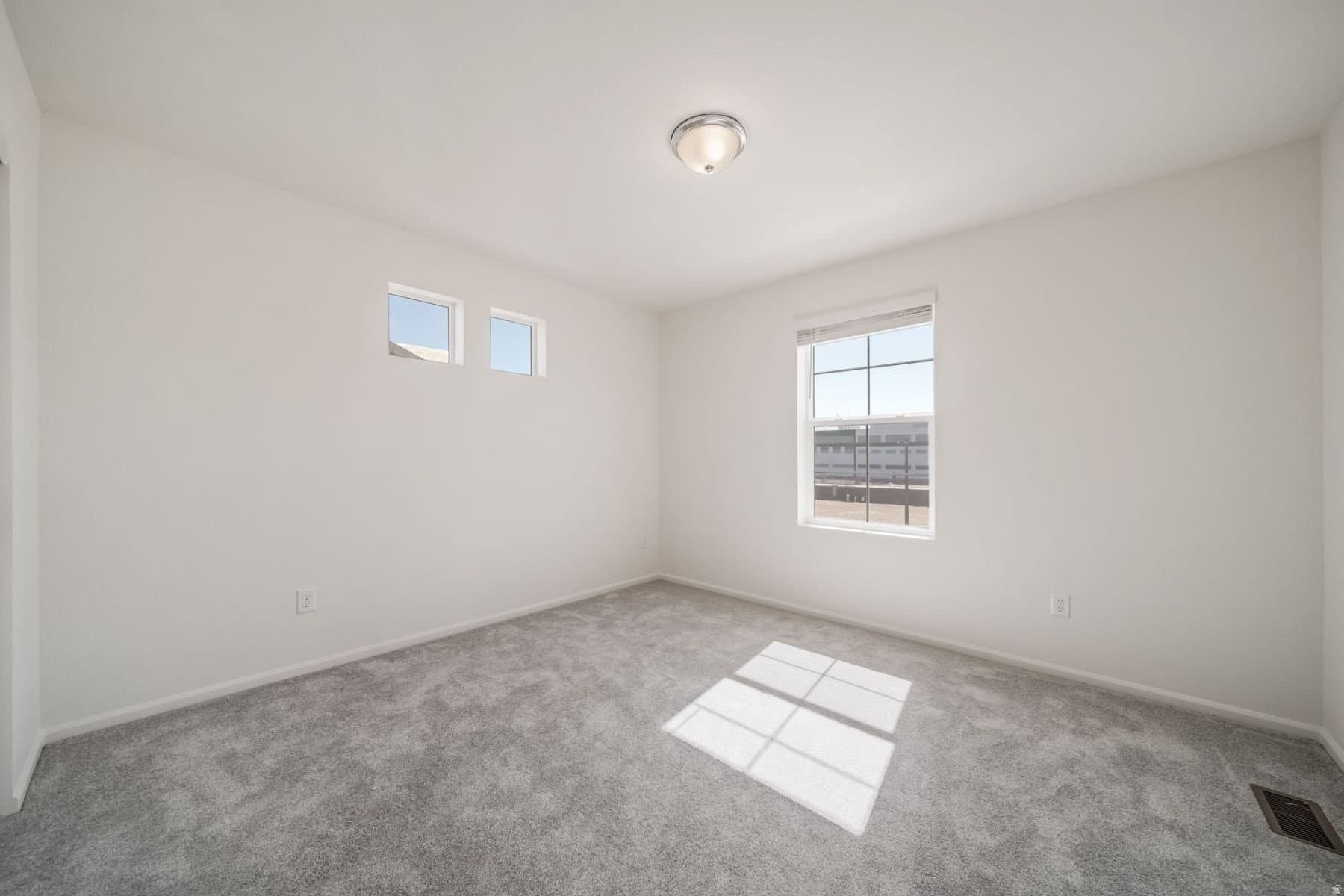 Saratoga Springs House: 54 N Provo River Rd