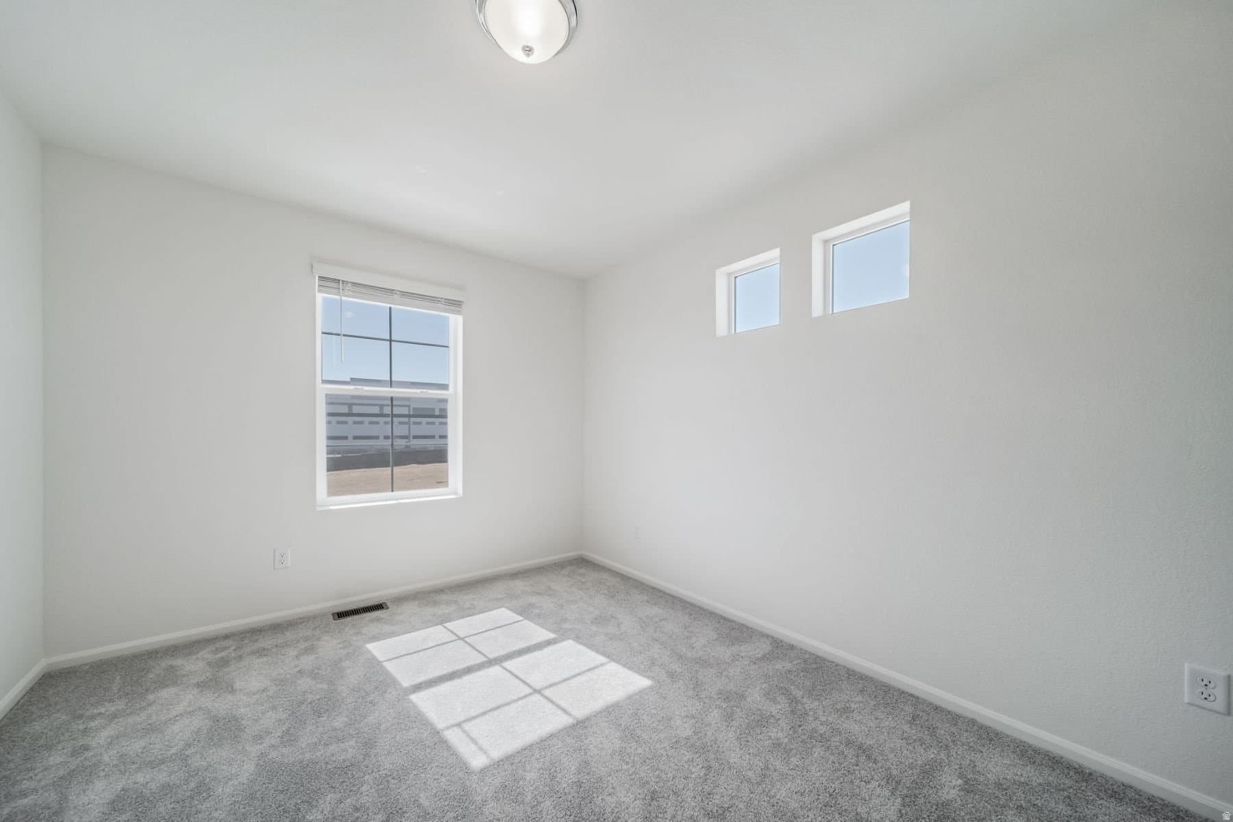 Saratoga Springs House: 54 N Provo River Rd