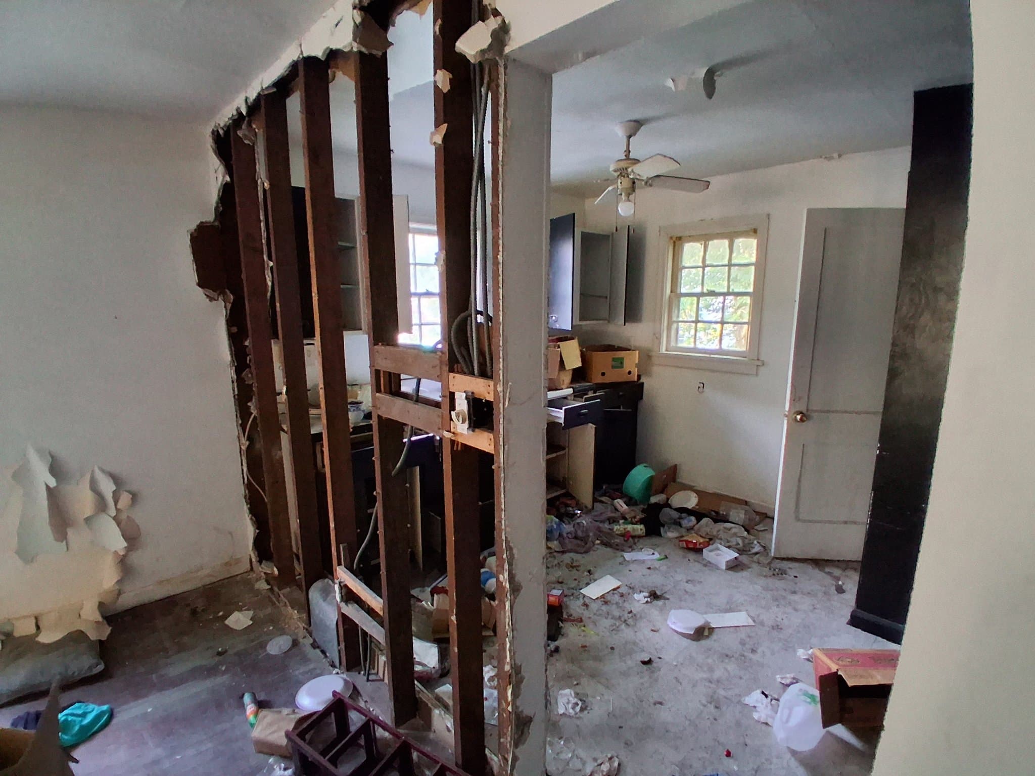 Decatur House: 1645 E Walnut St.