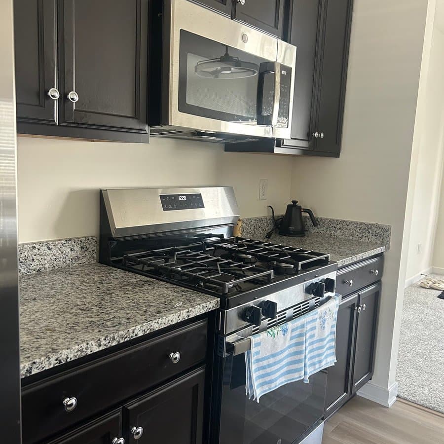 Richmond Single Room: 3436 Broadwick Road