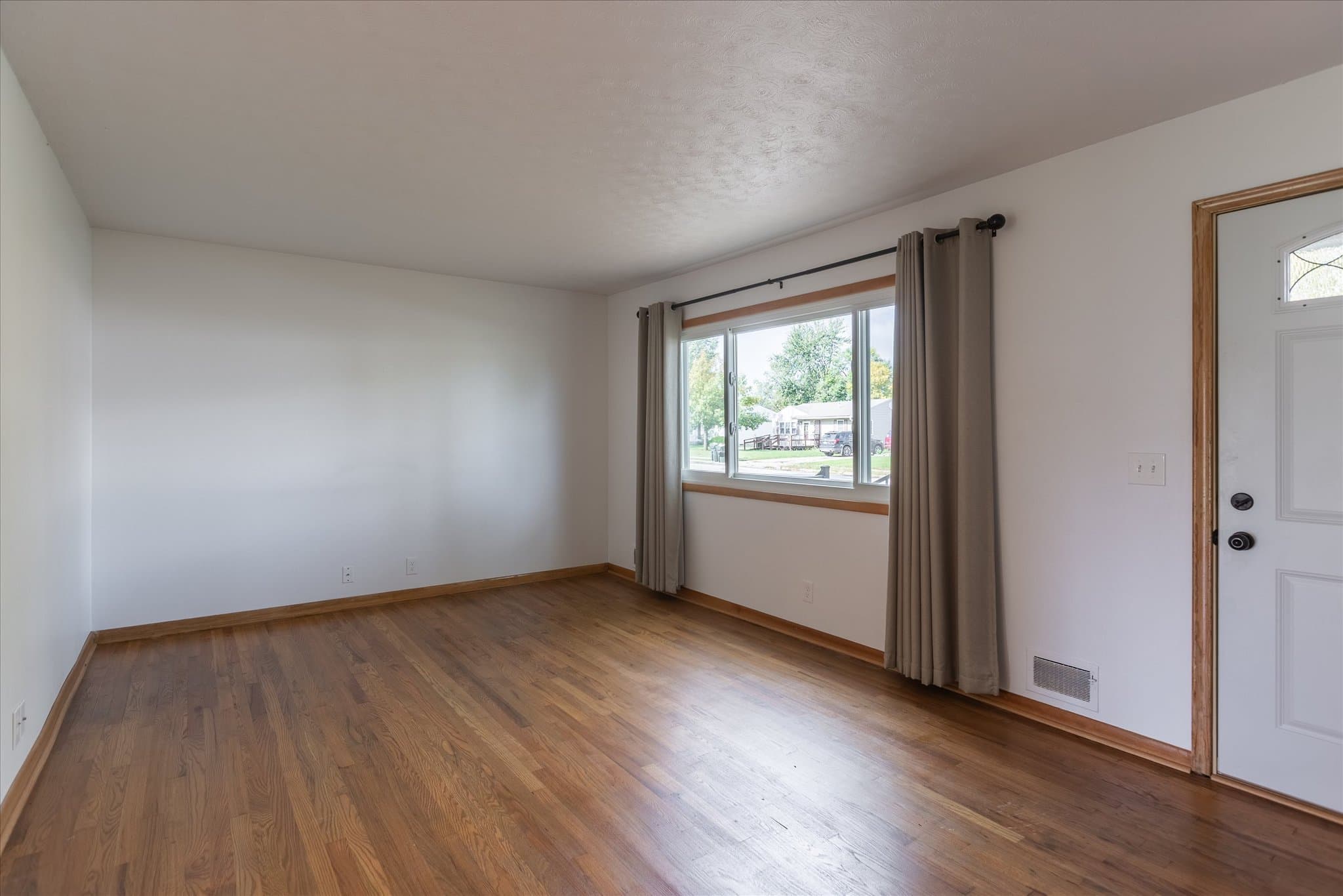 Gretna House: 213 Highland Dr