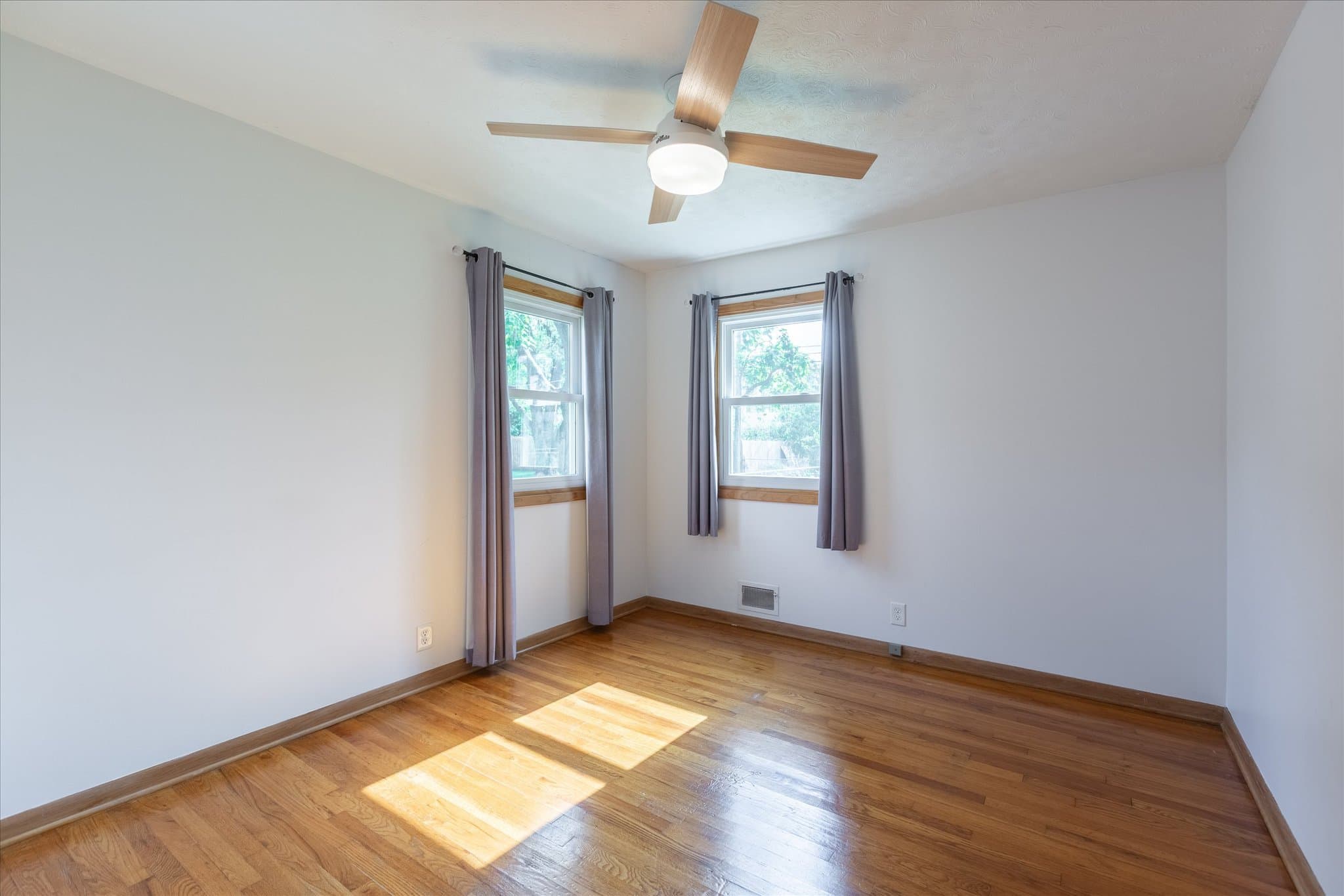 Gretna House: 213 Highland Dr